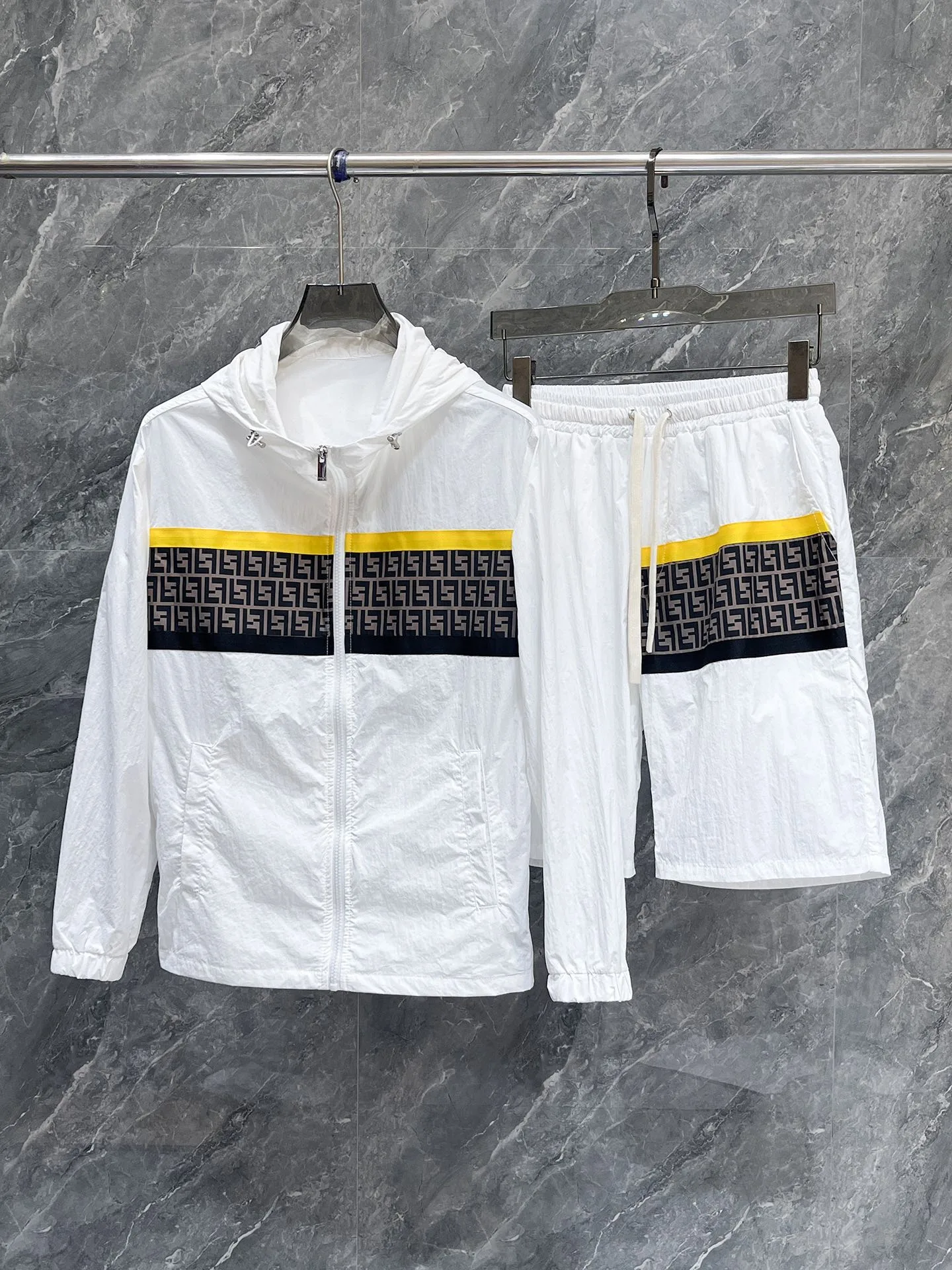 WellDesigned Fendi Coat 4744