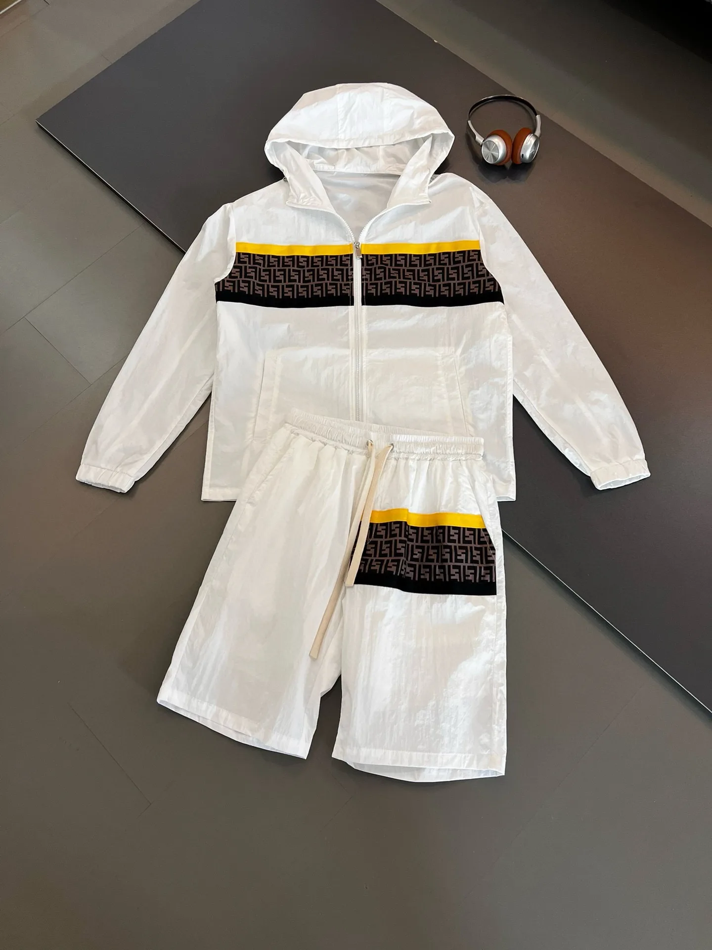Fendi Coat BestValue 4742