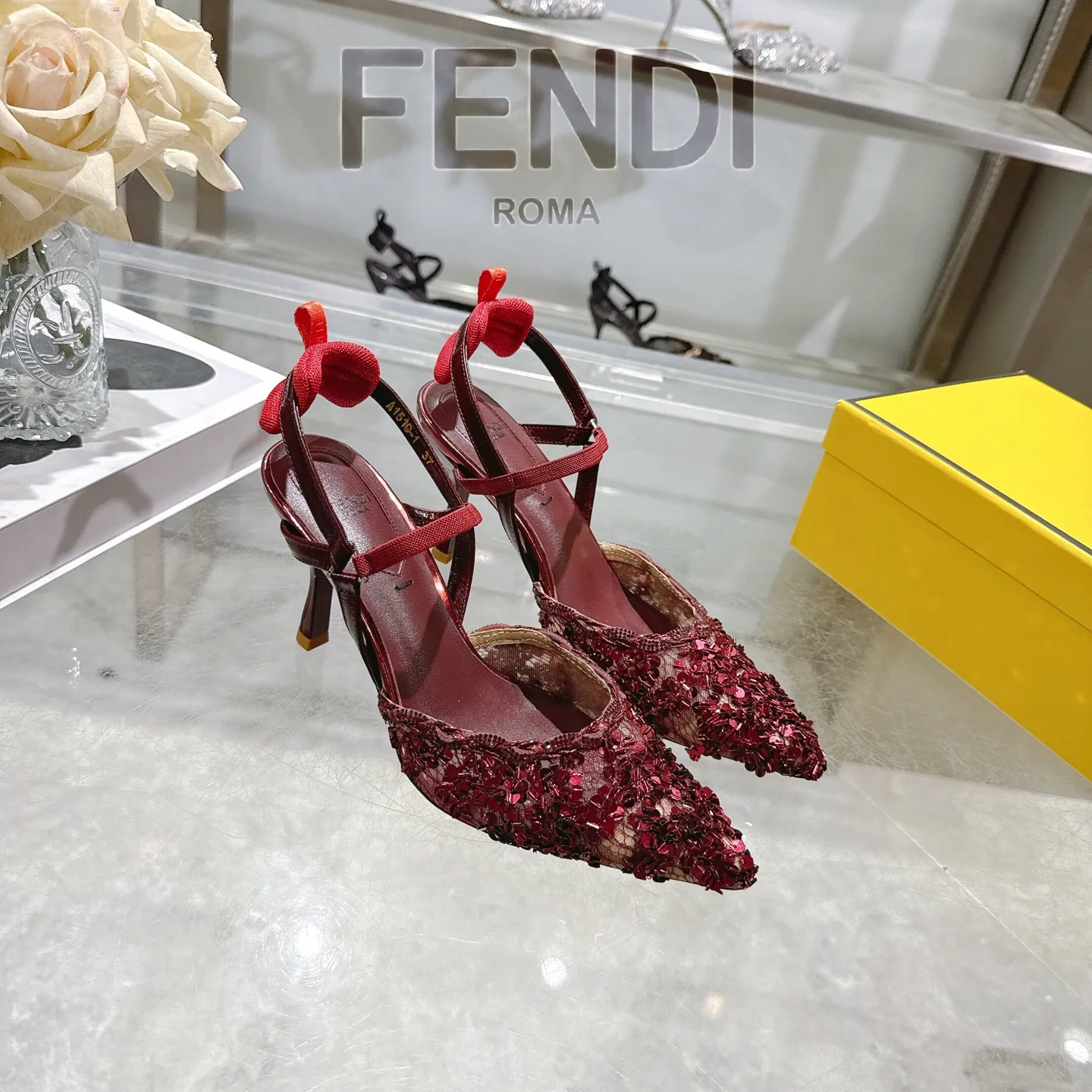 Resilient Fendi High Heel 4768