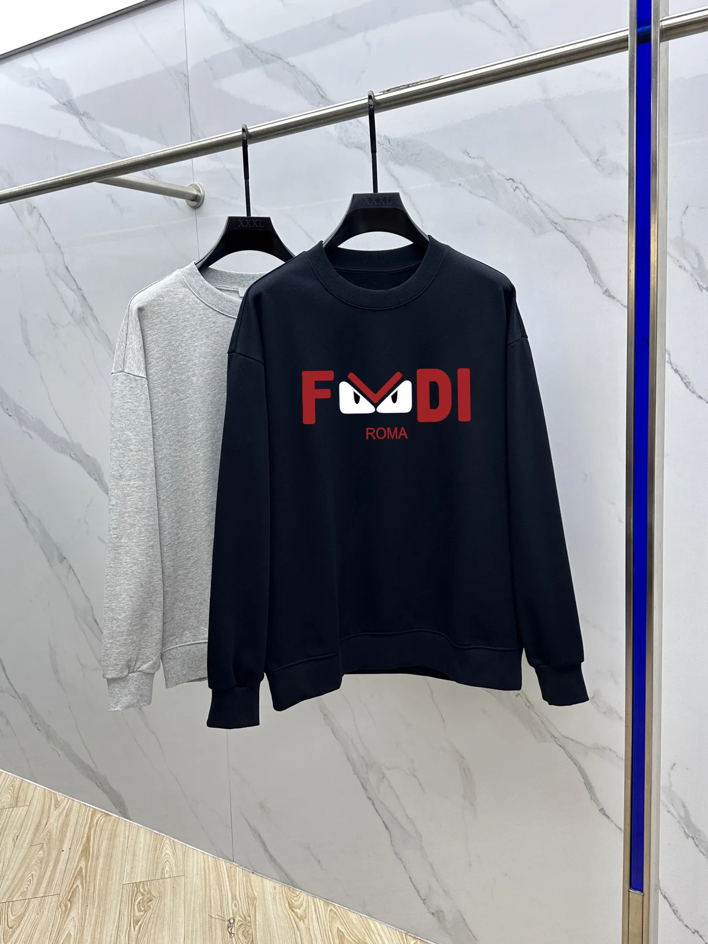 Lightweight Fendi Long Sleeves 4794