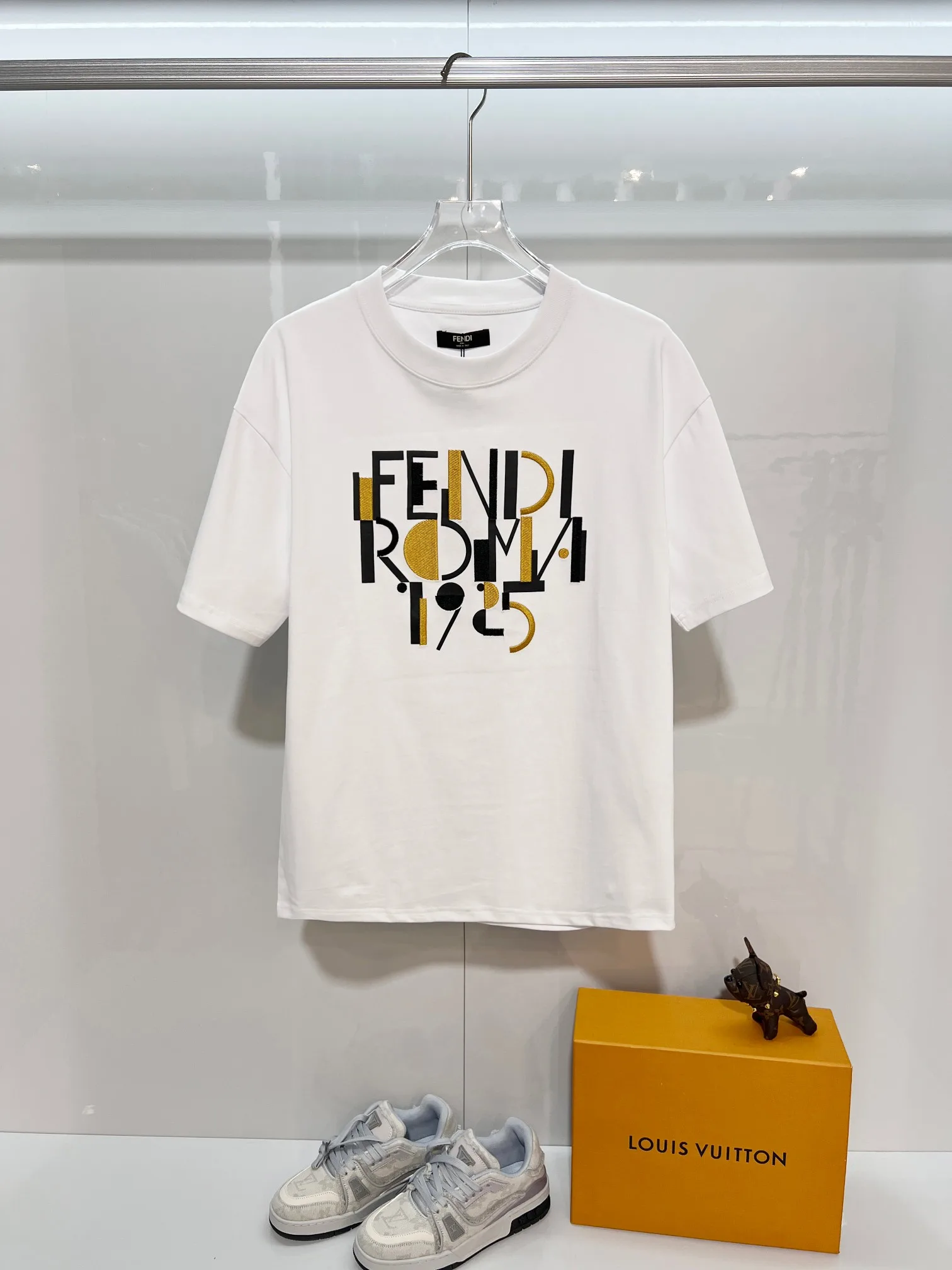 Fendi Short Sleeves Trendsetting 4876