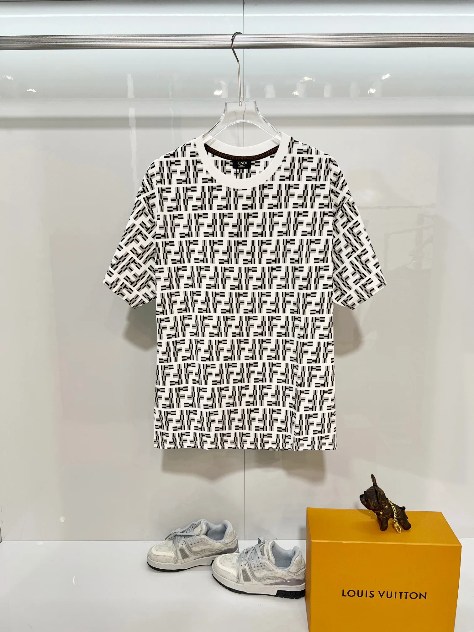 Fendi Short Sleeves WellDesigned 4906