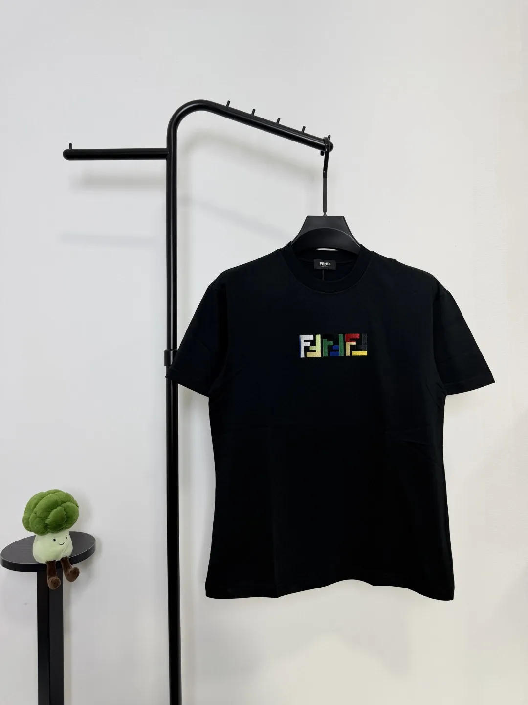 Fendi Short Sleeves Youthful 4887