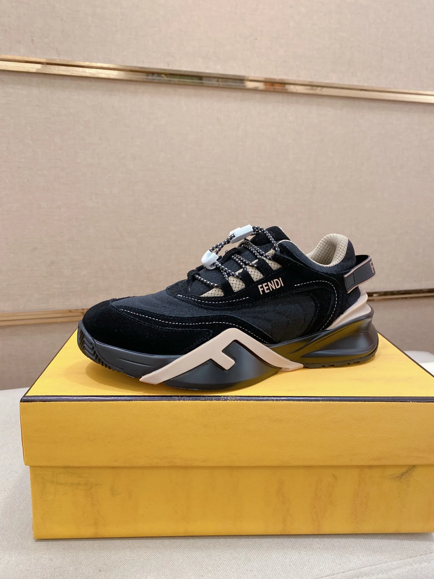 Fendi Sneakers GoAnywhere 4947