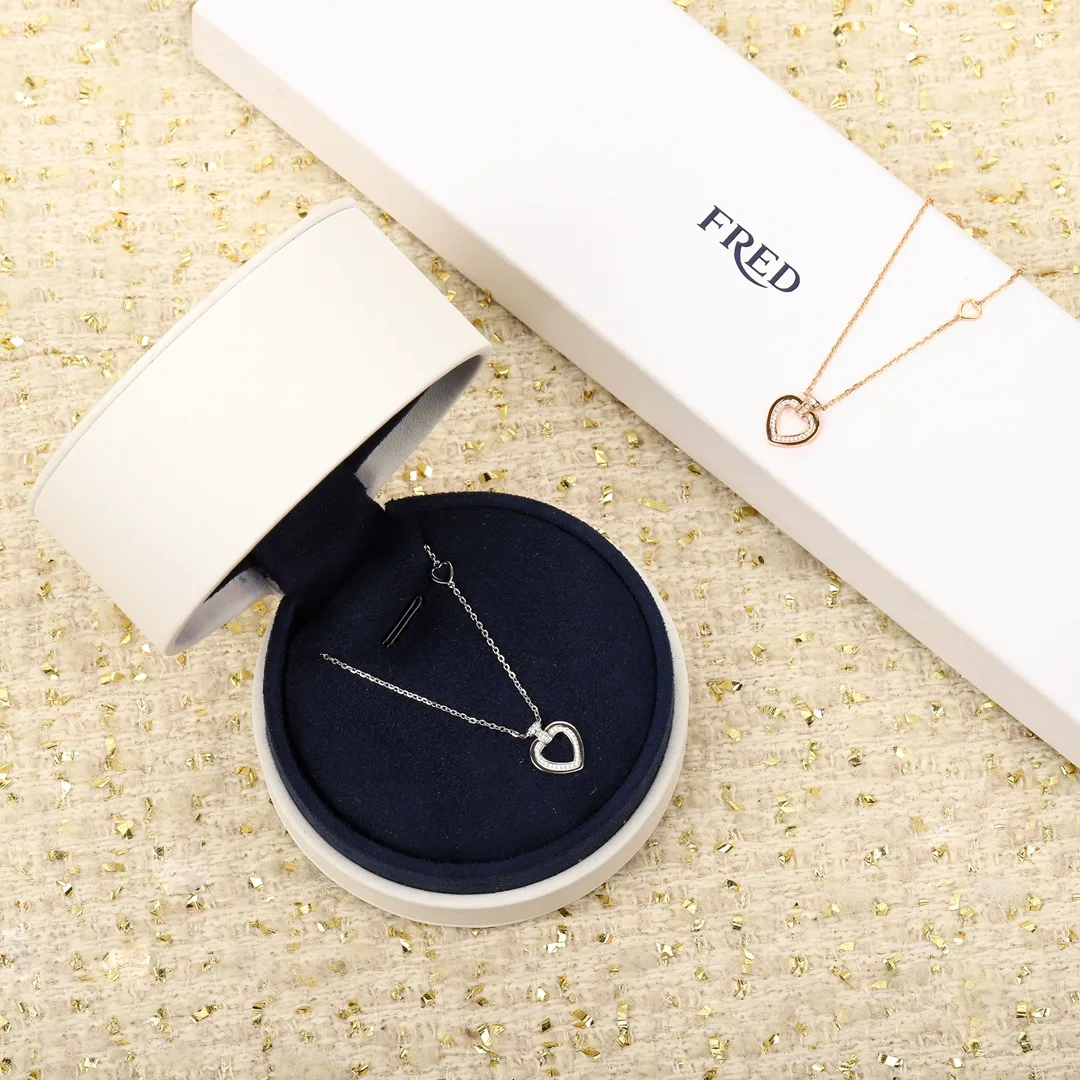 FreshLook Fred Necklace 7624