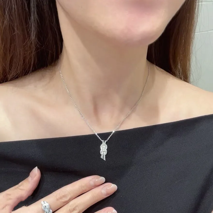 Fred Necklace Attractive 7622