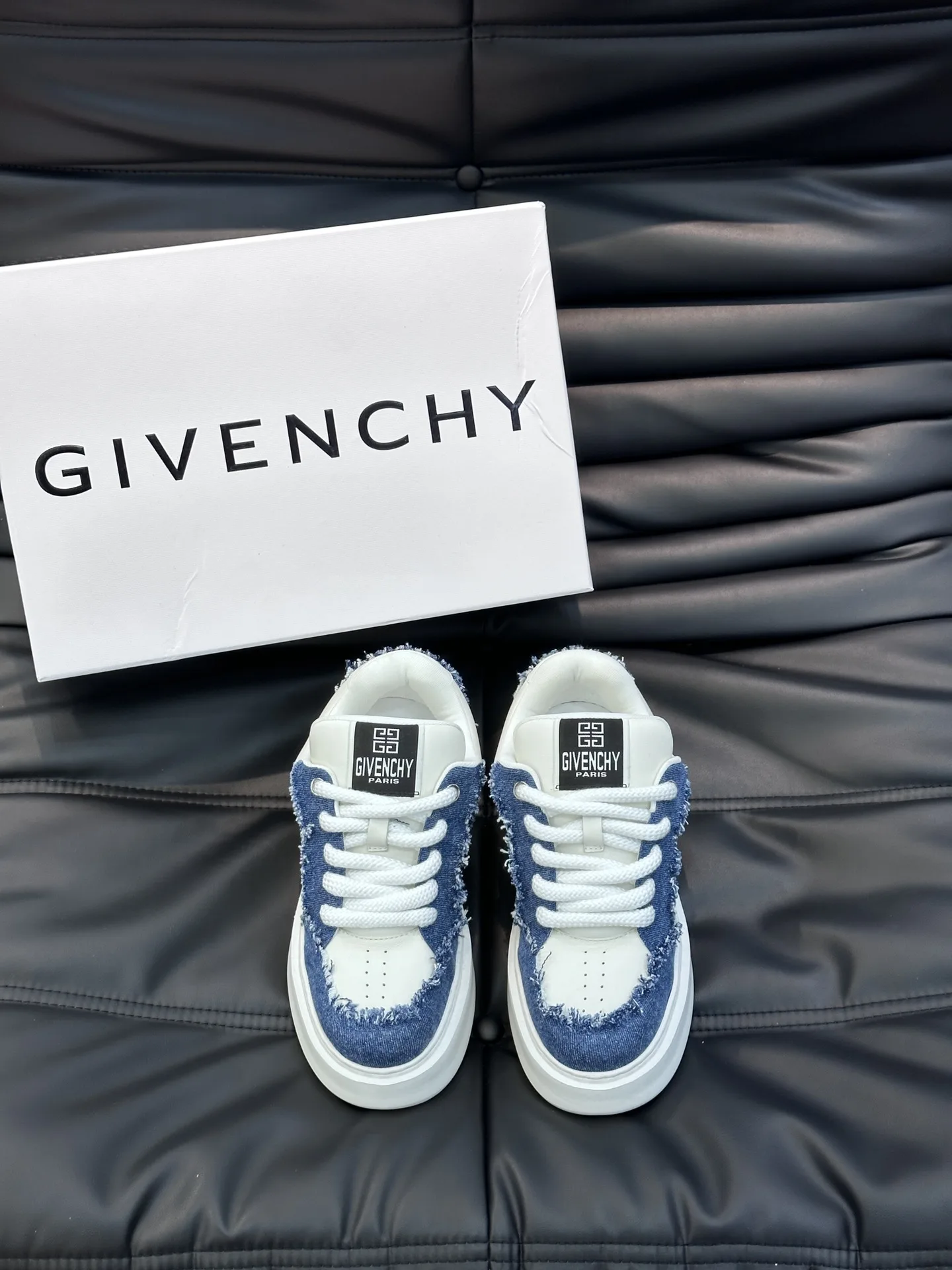 Supportive Givenchy  Shoes 6533