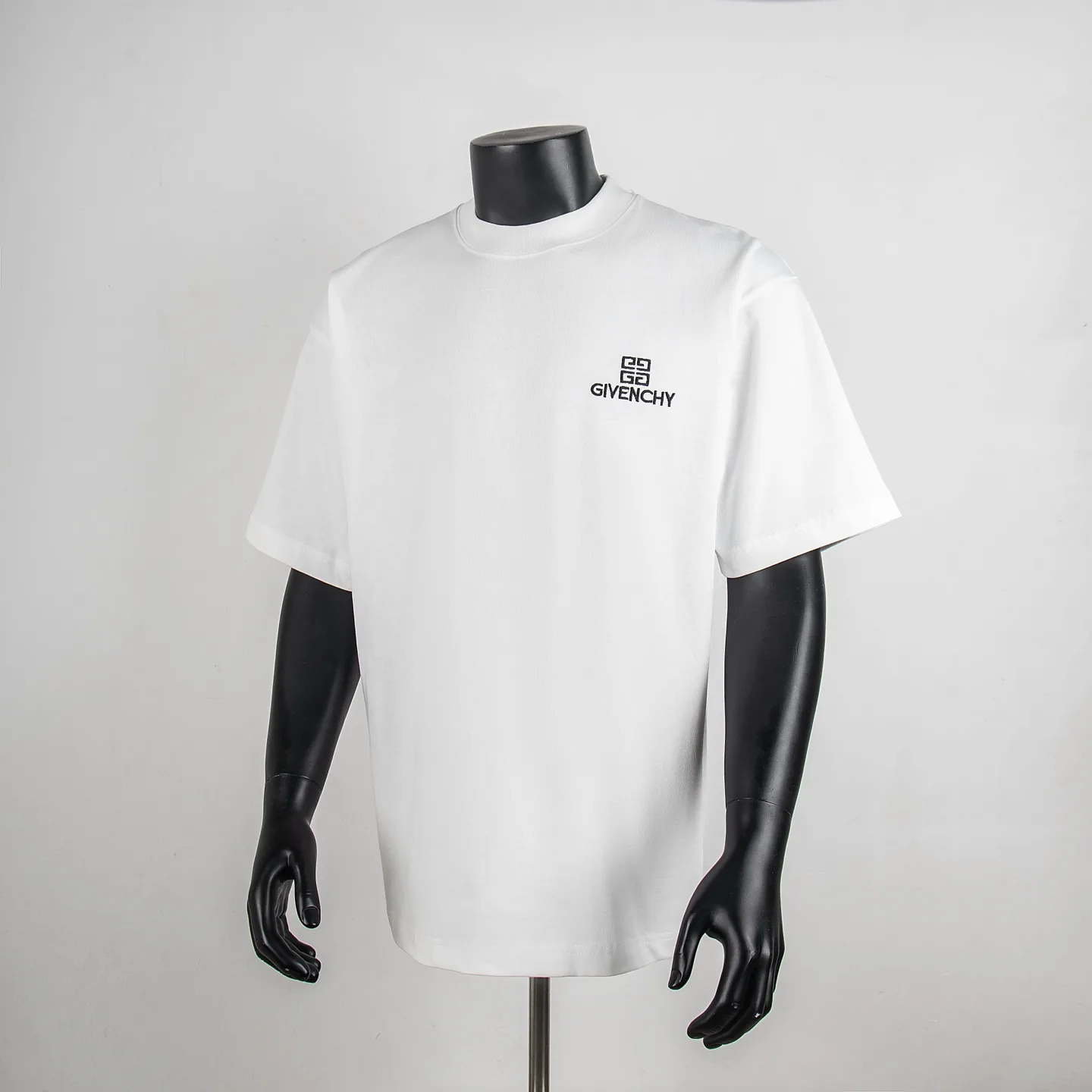 Givenchy Short Sleeves Soft 6566