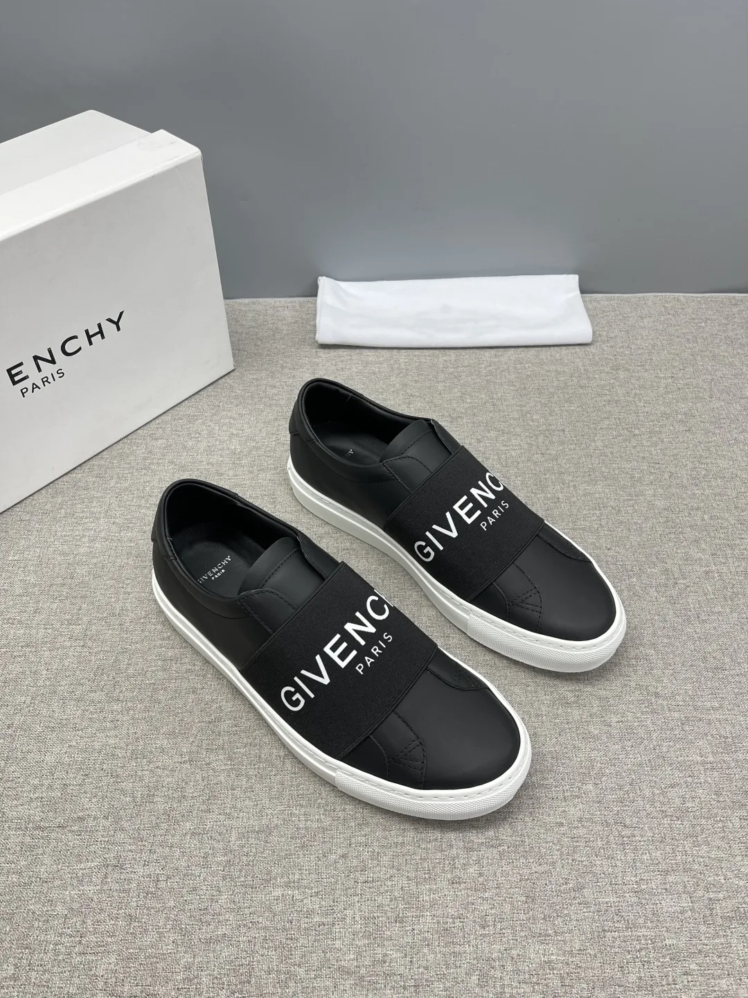 NewStyle Givenchy Sneakers 6591