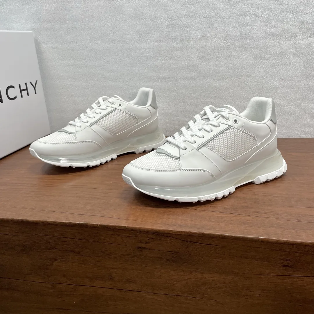 Givenchy Sneakers Supportive 6600