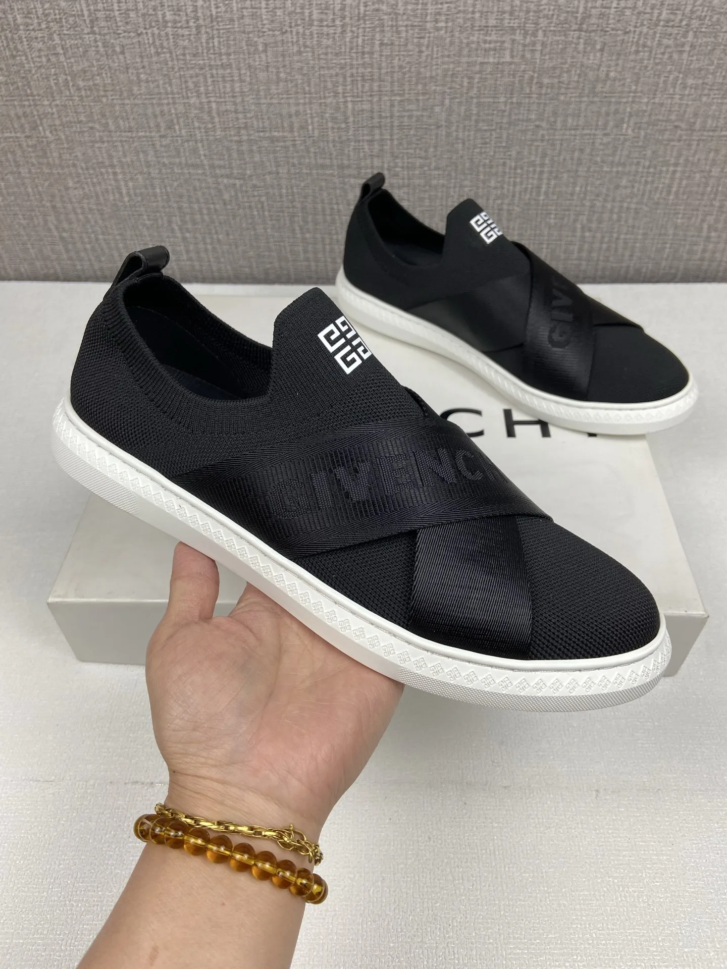 Givenchy Sneakers EyeCatching 6585