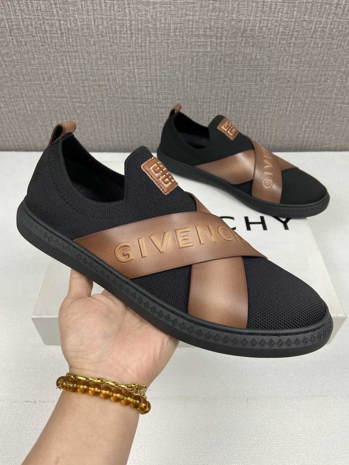 Original Givenchy Sneakers 6584