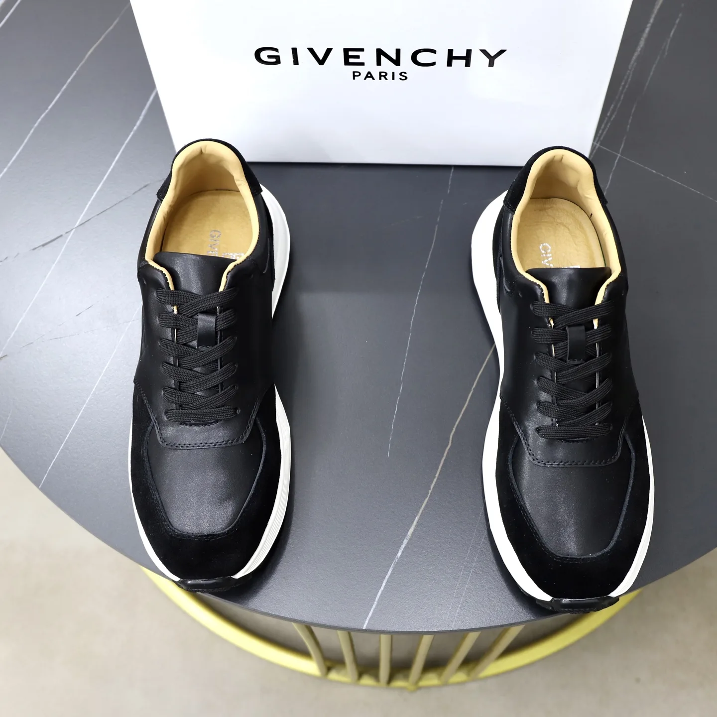 Givenchy Sneakers GoAnywhere 6583