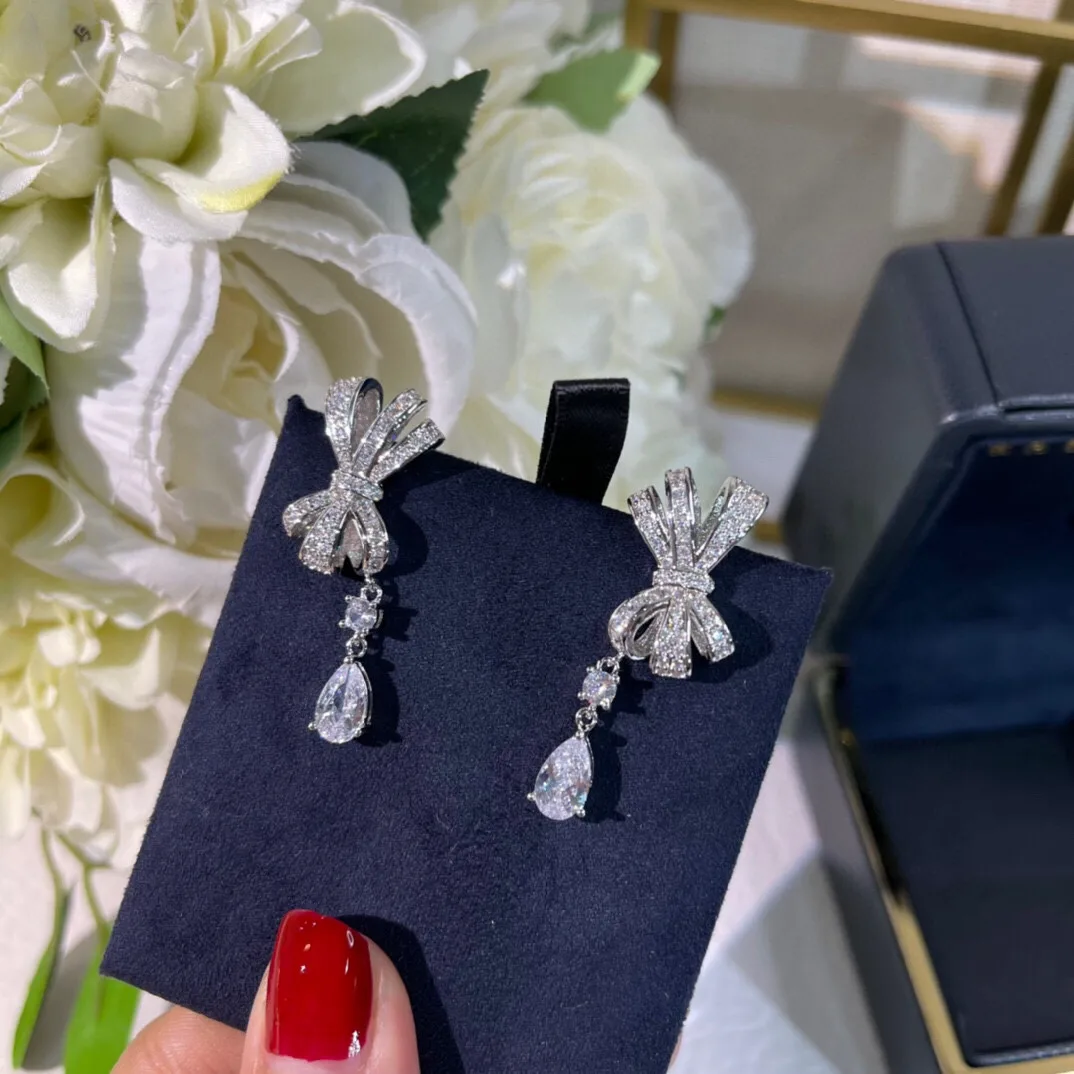 Youthful Graff Earrings 7133