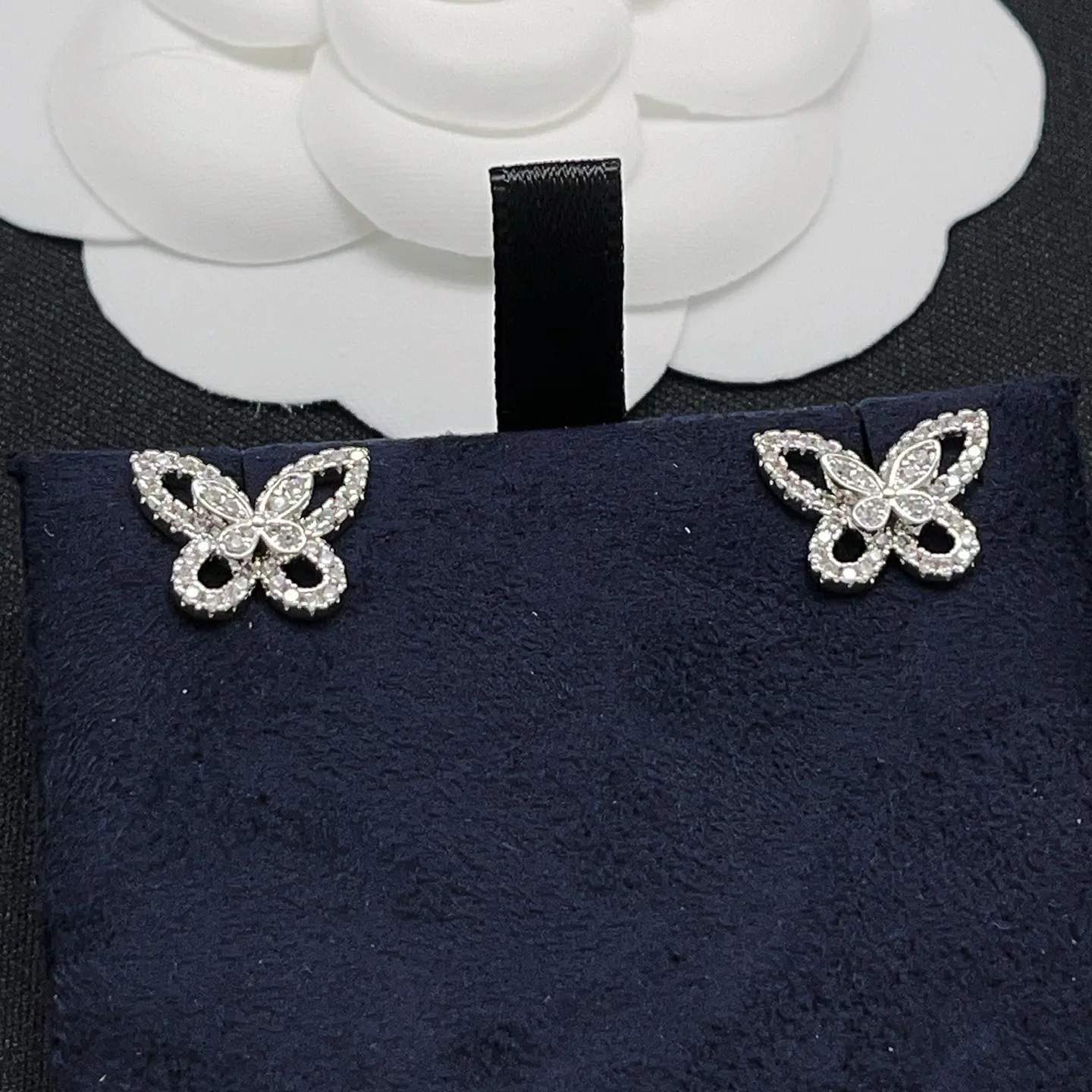 Graff Earrings SunProtective 7130