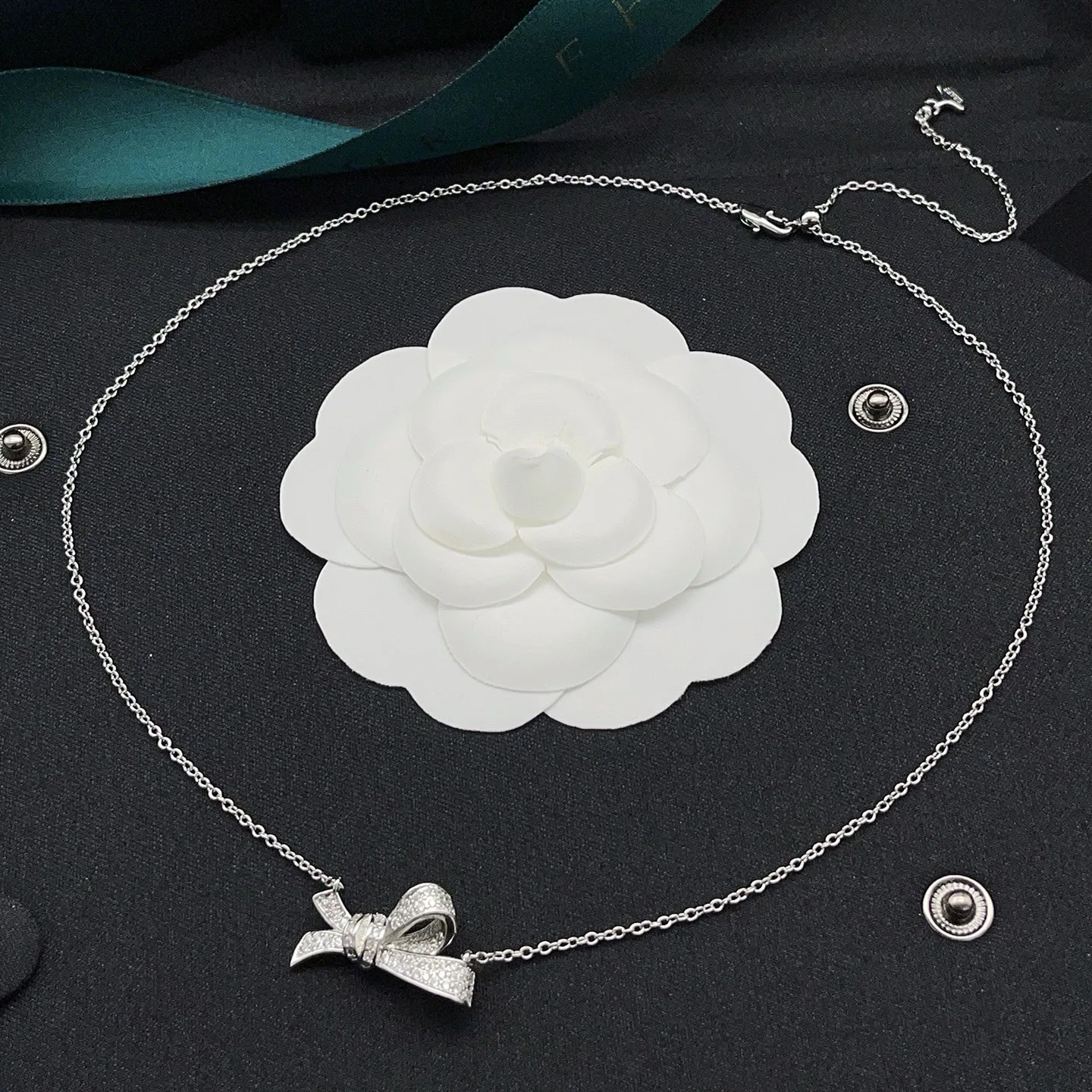 Modern Graff Necklace 7155