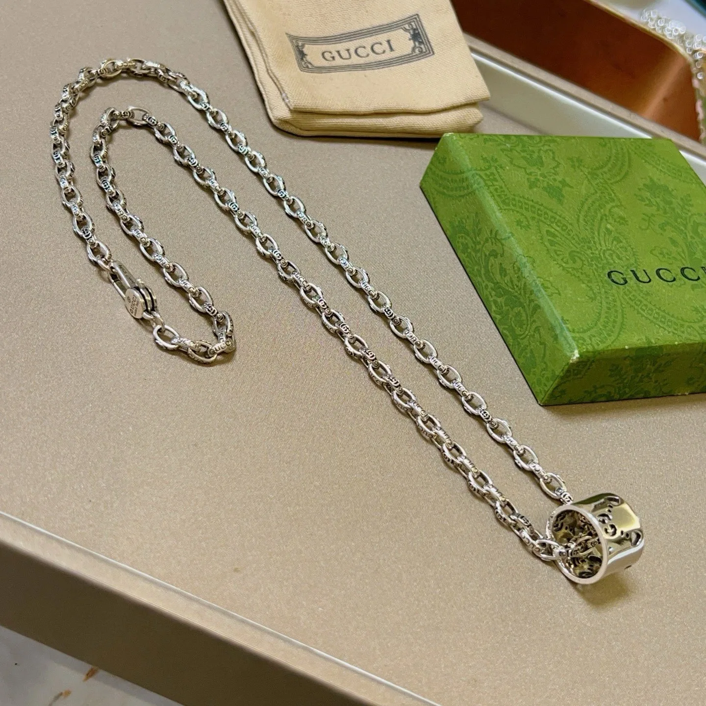 Gucci Necklace Functional 2571