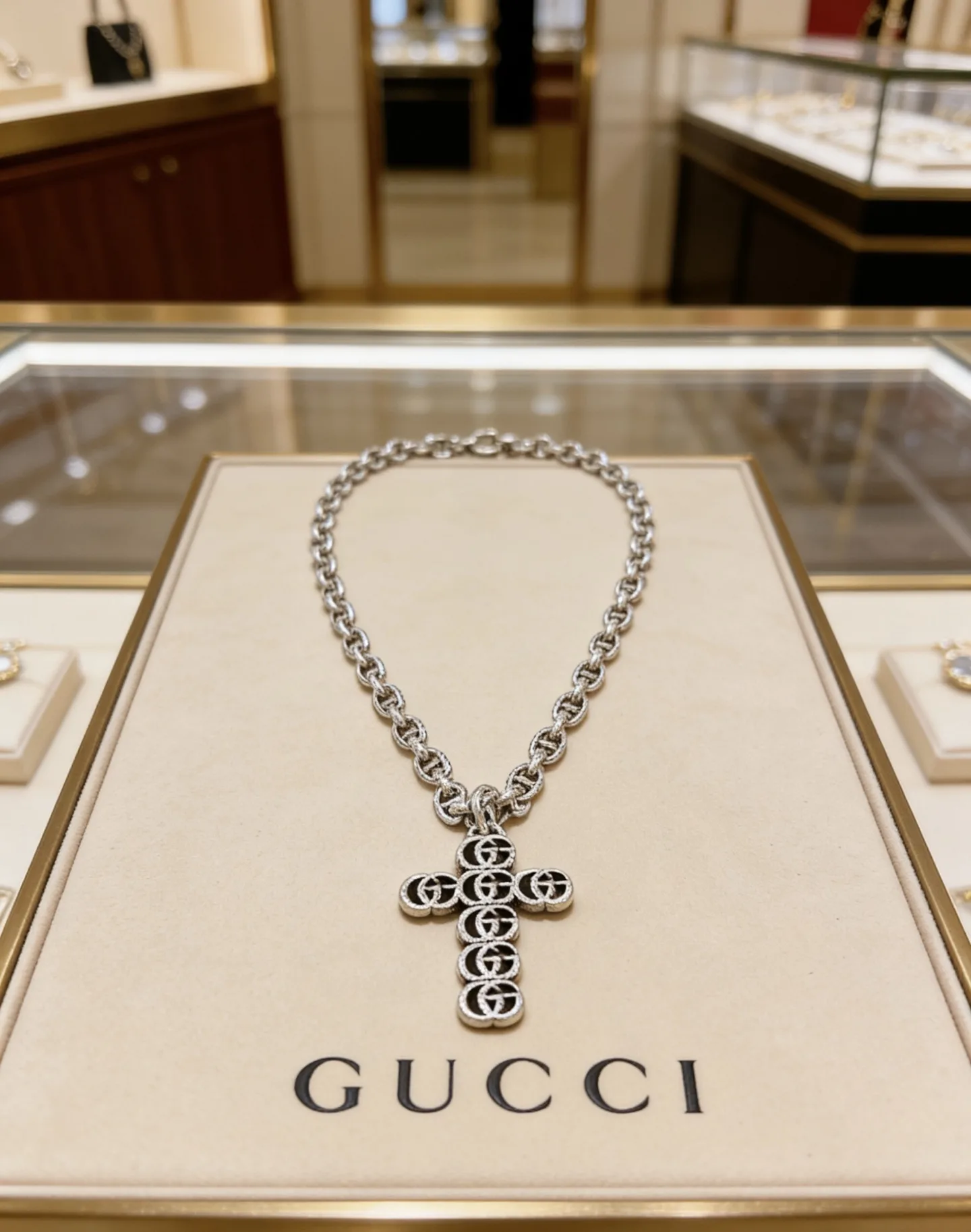HighQuality Gucci Necklace 2562
