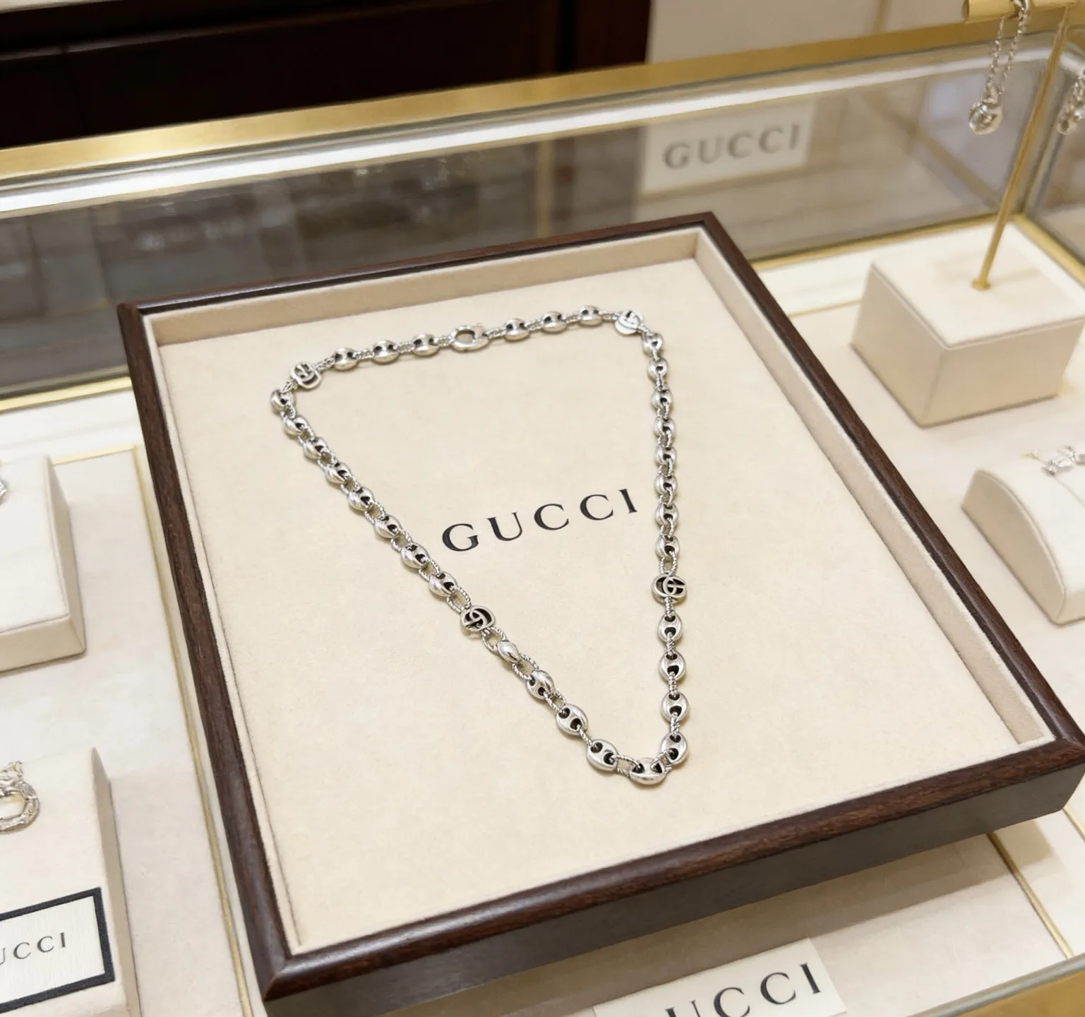 Minimalist Gucci Necklace 2528
