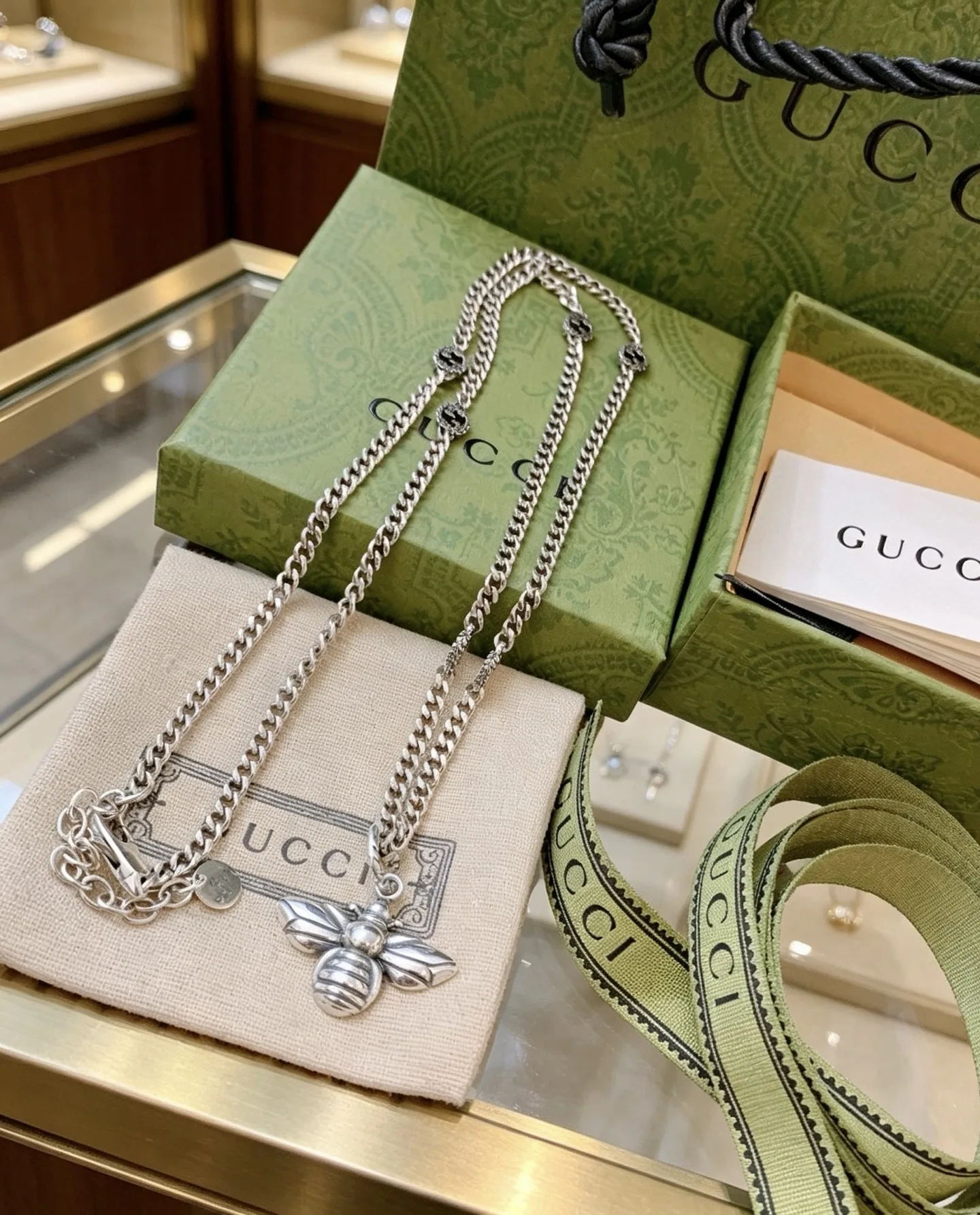 Modern Gucci Necklace 2532