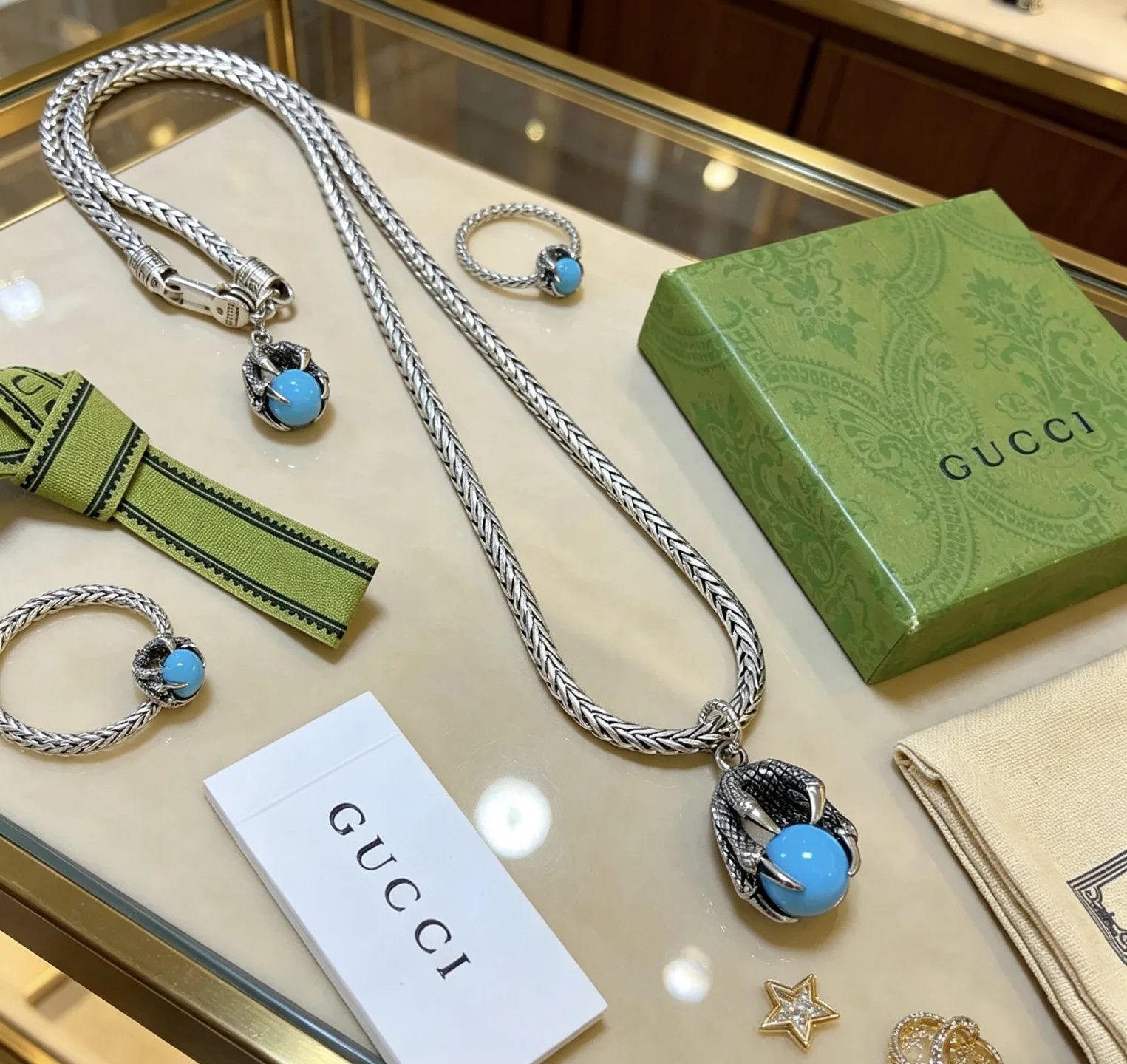 UrbanStyle Gucci Necklace 2601