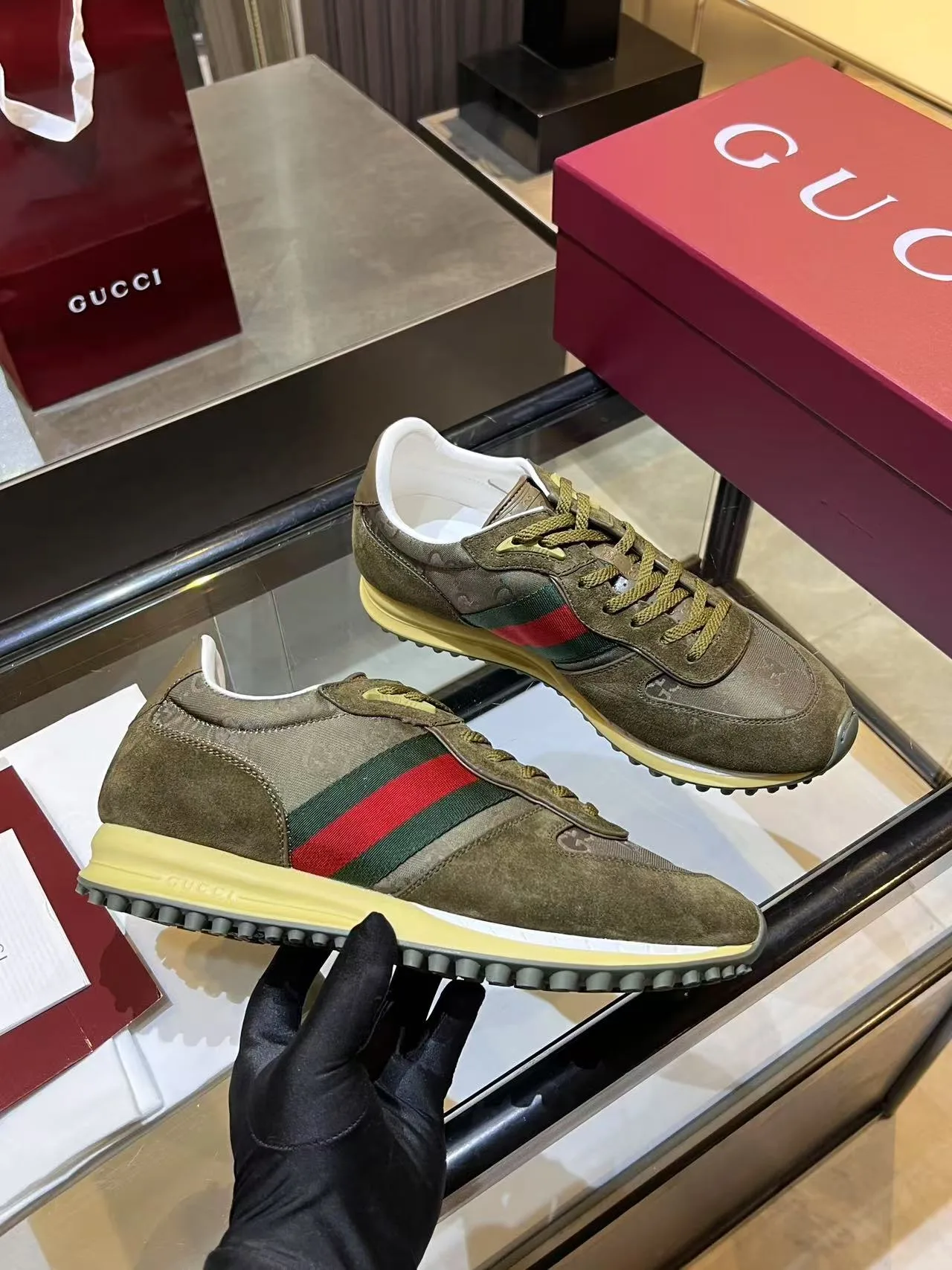 OdorResistant Gucci Sneakers 2622
