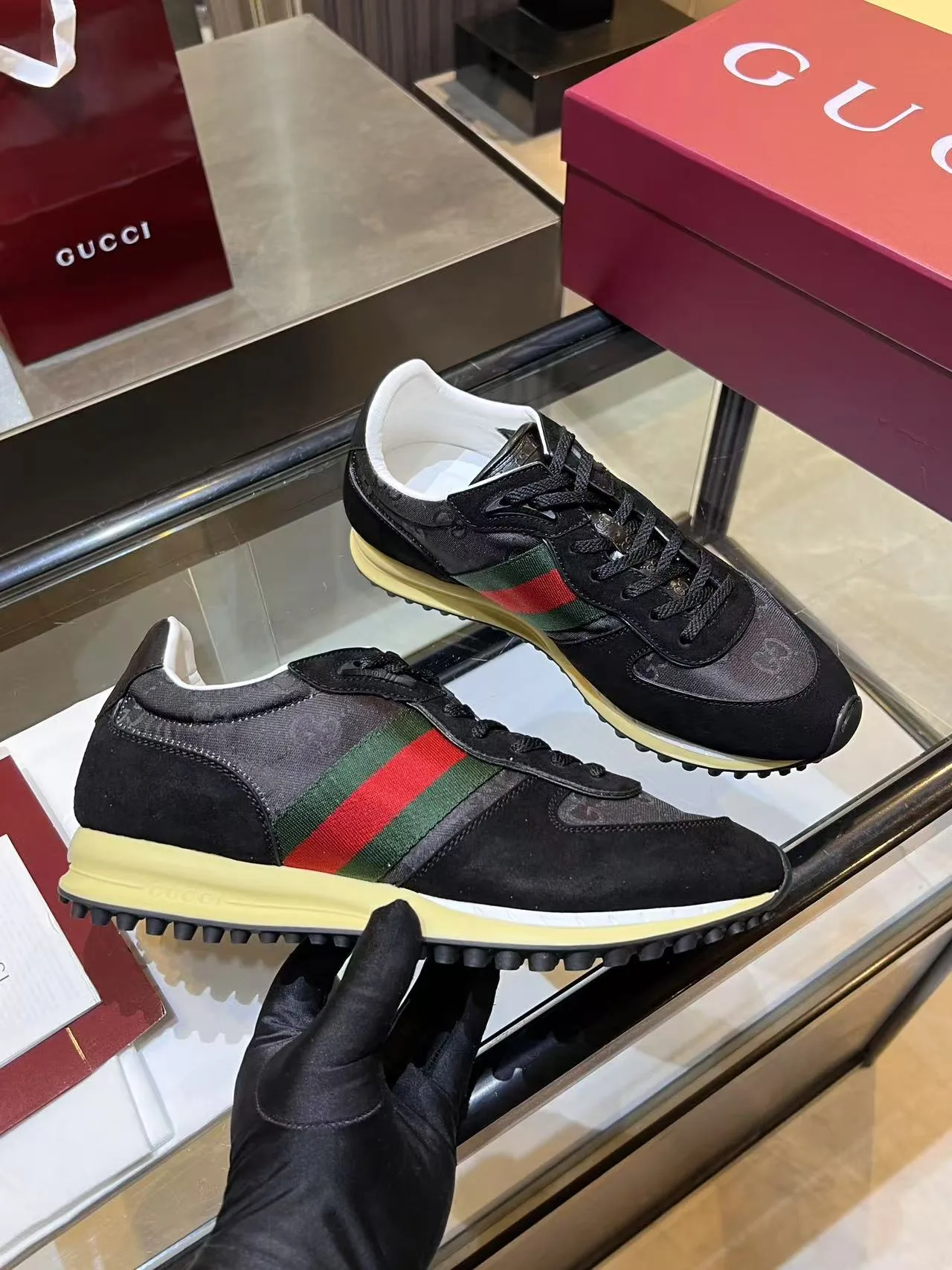 Gucci Sneakers Sophisticated 2636