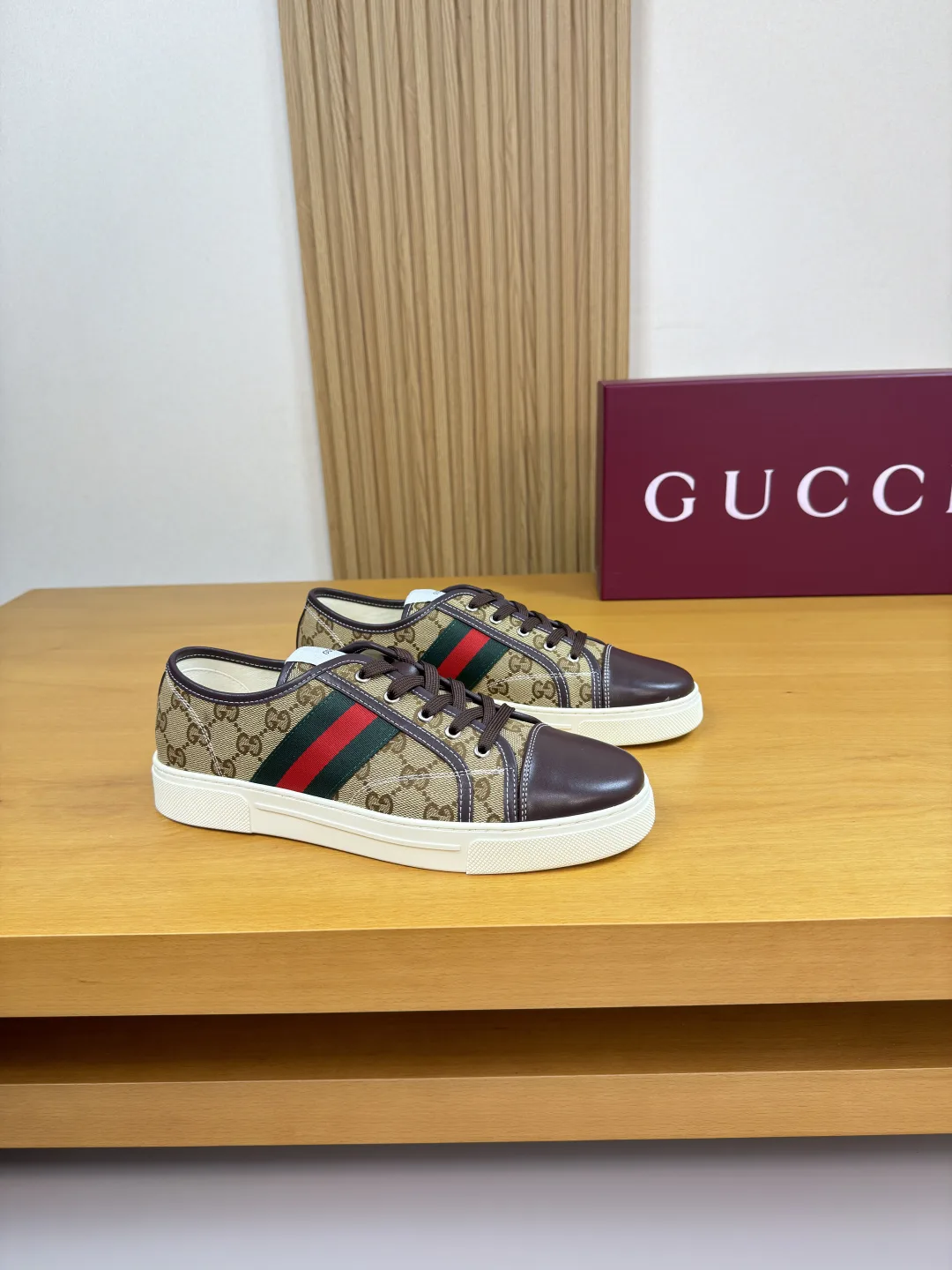 Gucci Sneakers Neat 2676
