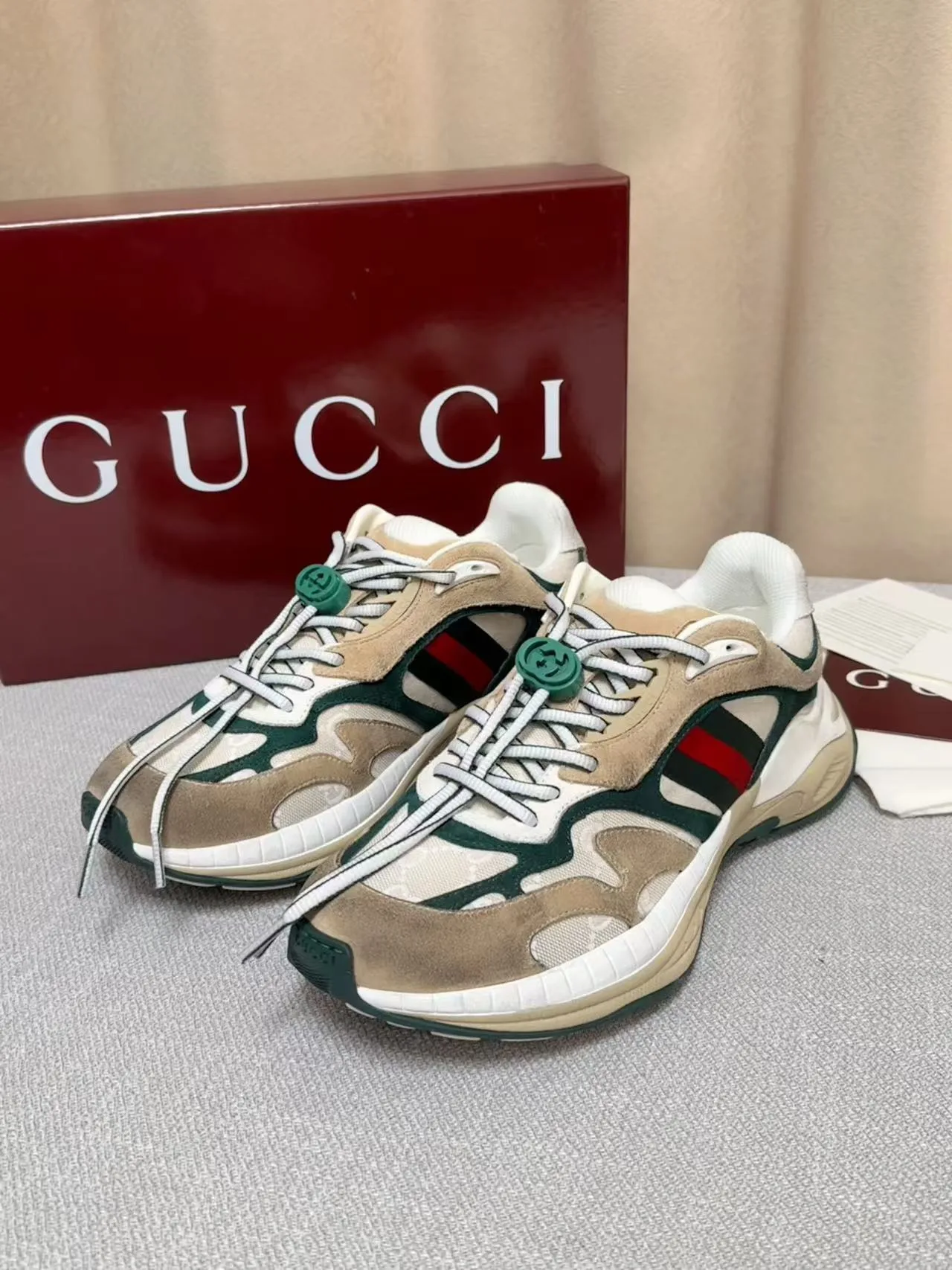 Gucci Sneakers Premium 2646