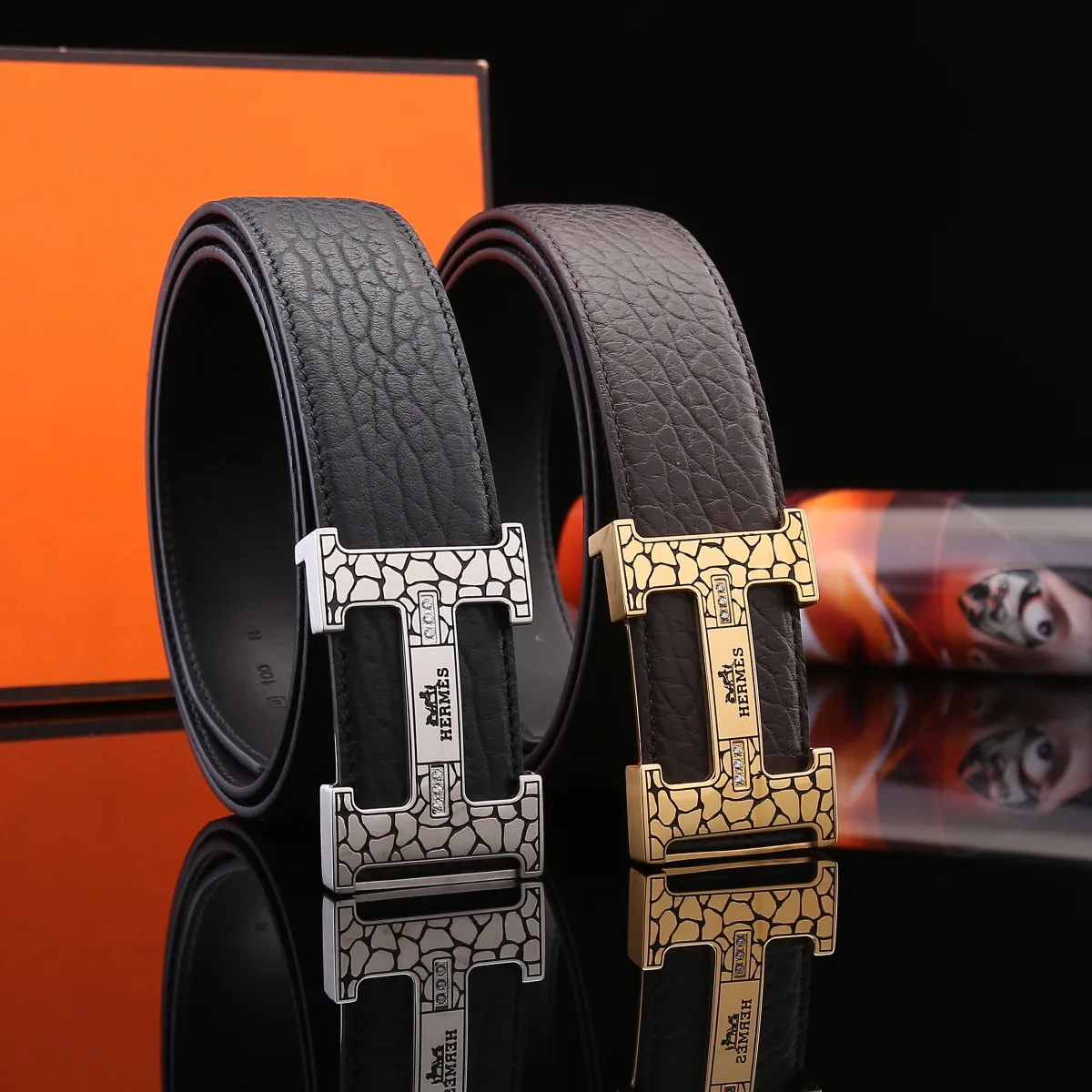 Elegant Hermès Belt 4043