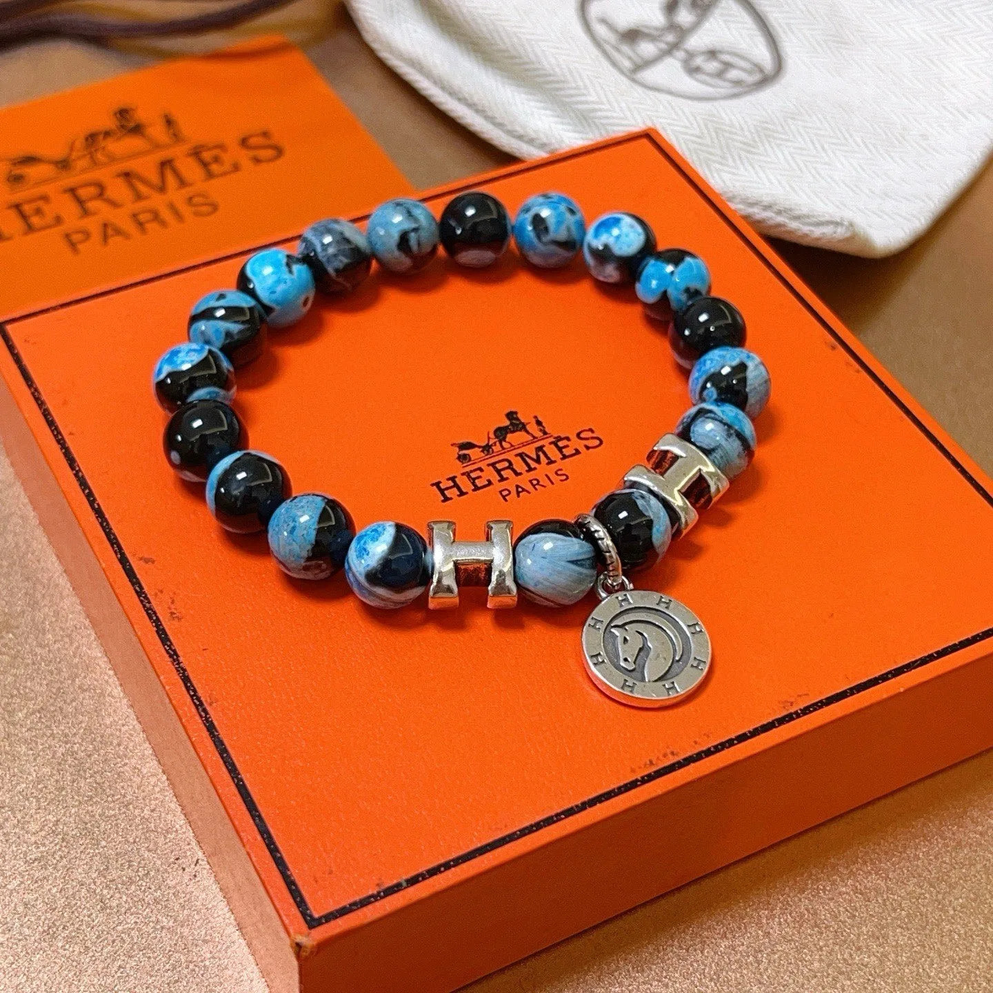 Tailored Hermès Bracelet 4135