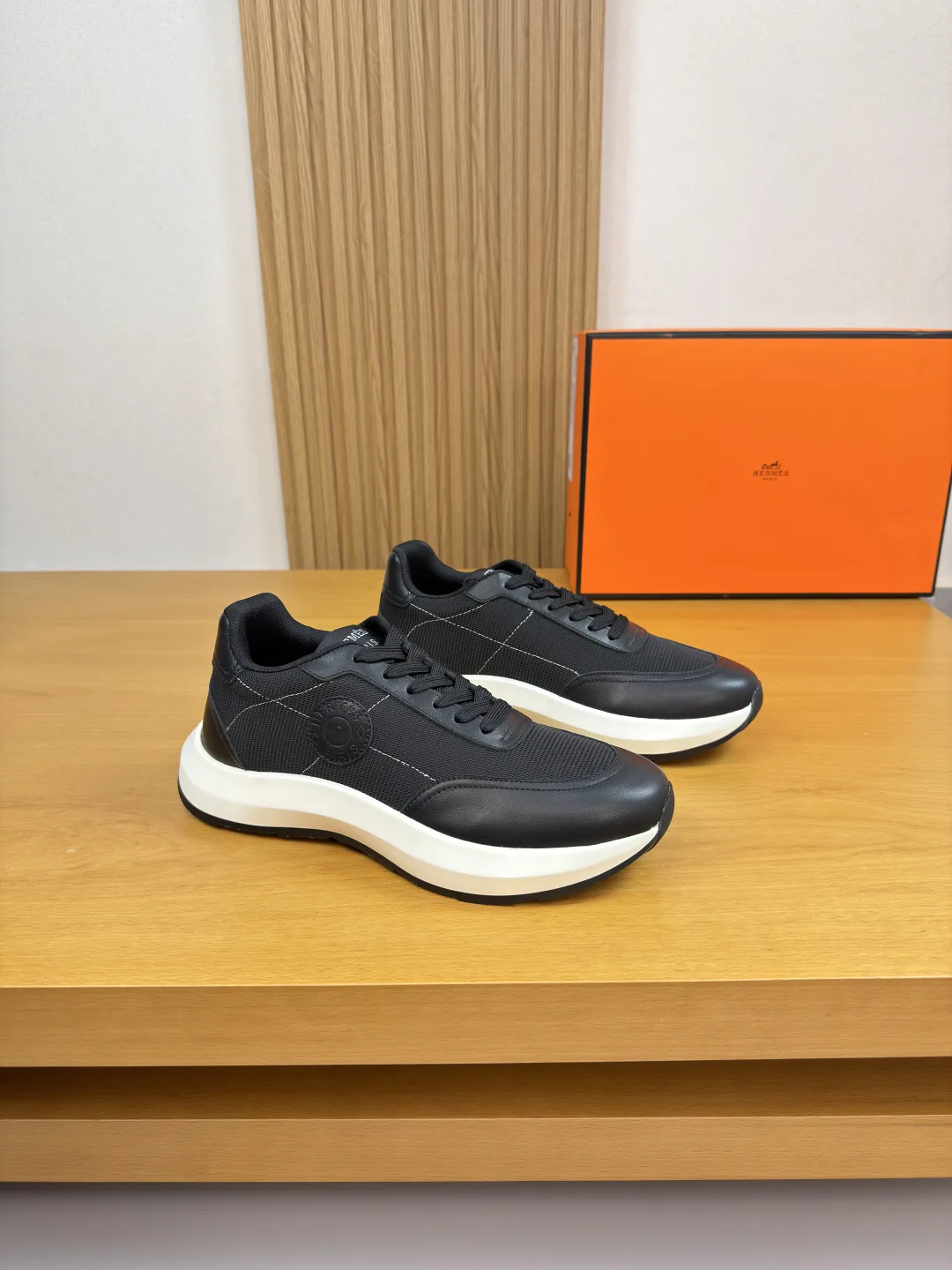 Hermès Sneakers Stylish 4125