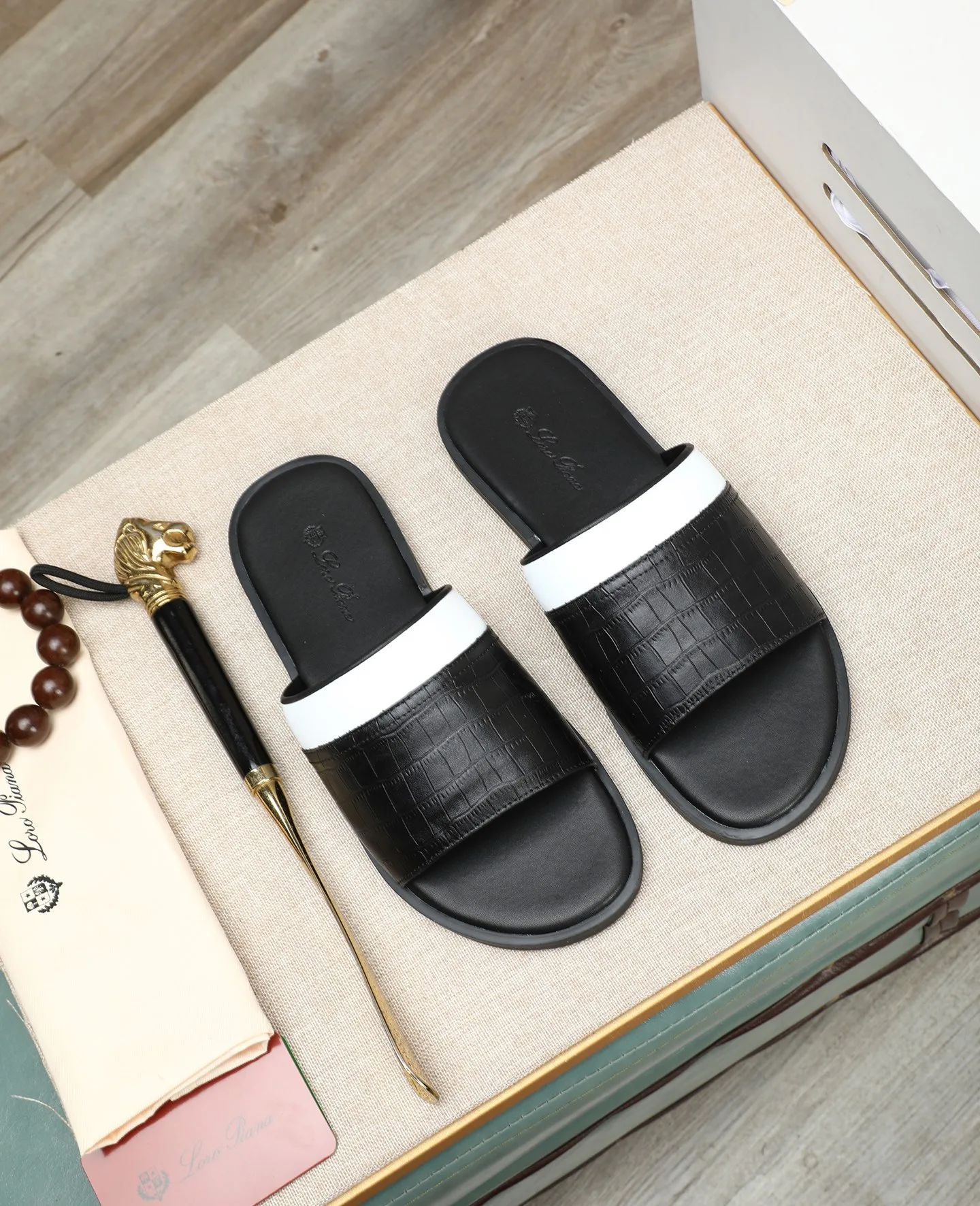 Cozy Loro Piana Slippers 6499