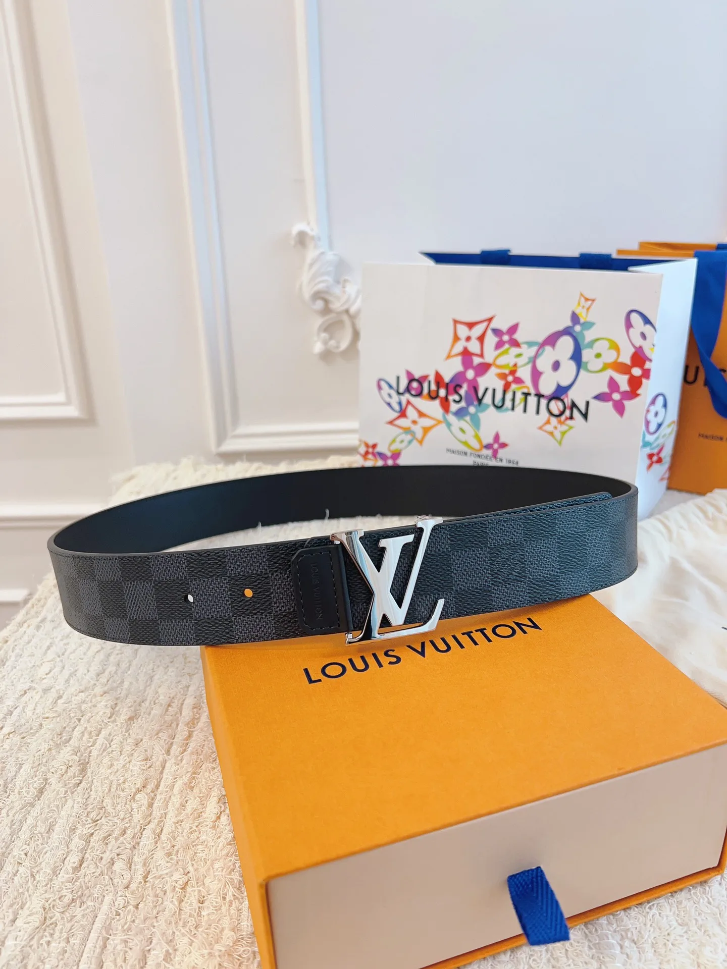 Functional Louis Vuitton Belt 51