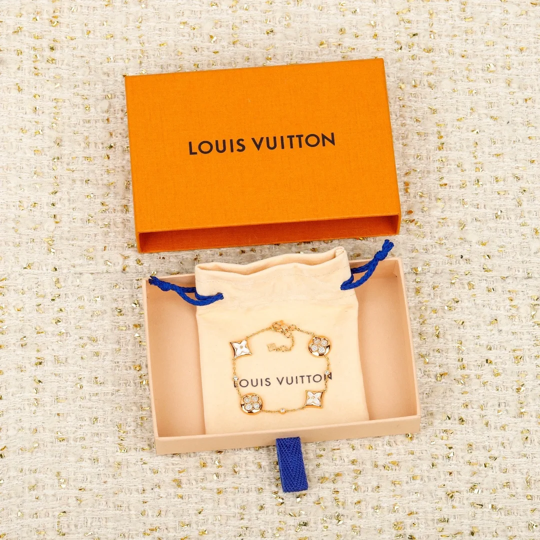 Louis Vuitton Bracelet WrinkleFree 89