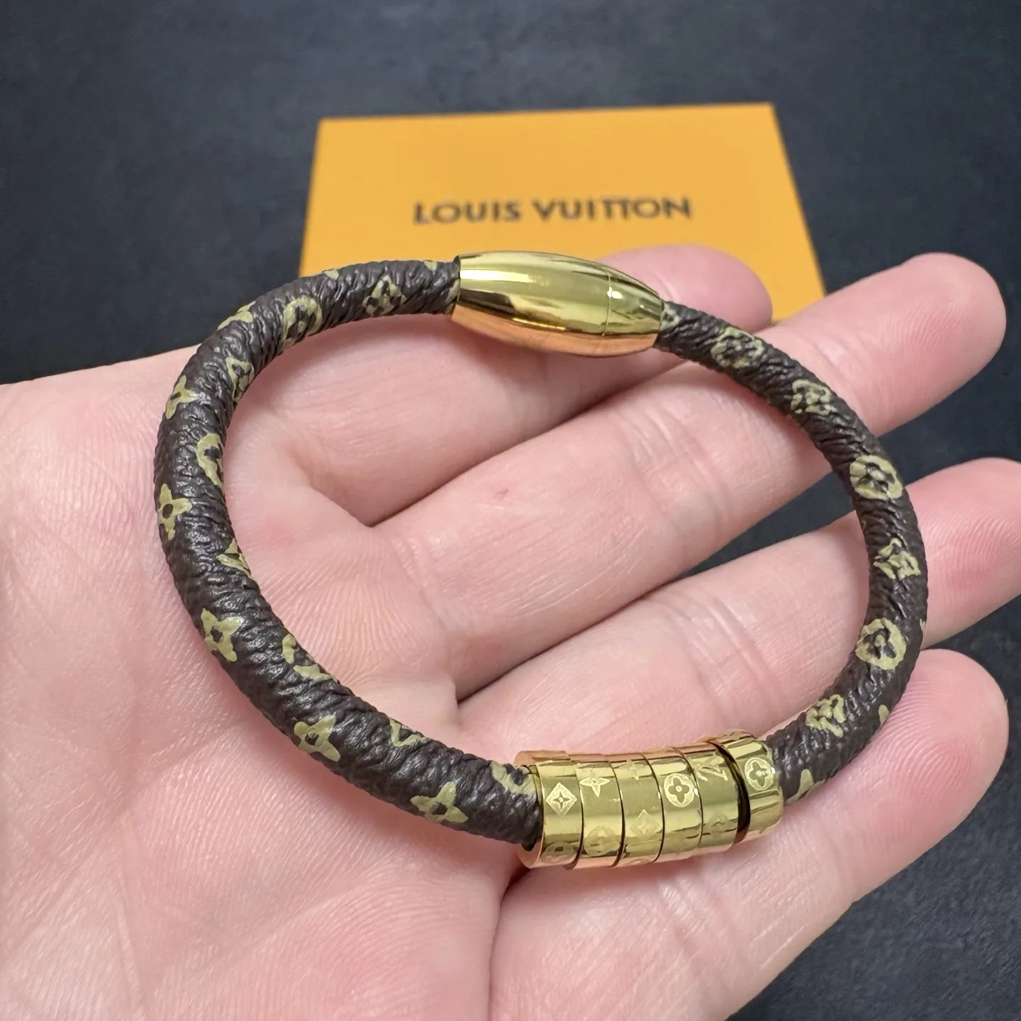 ComfortFit Louis Vuitton Bracelet 122