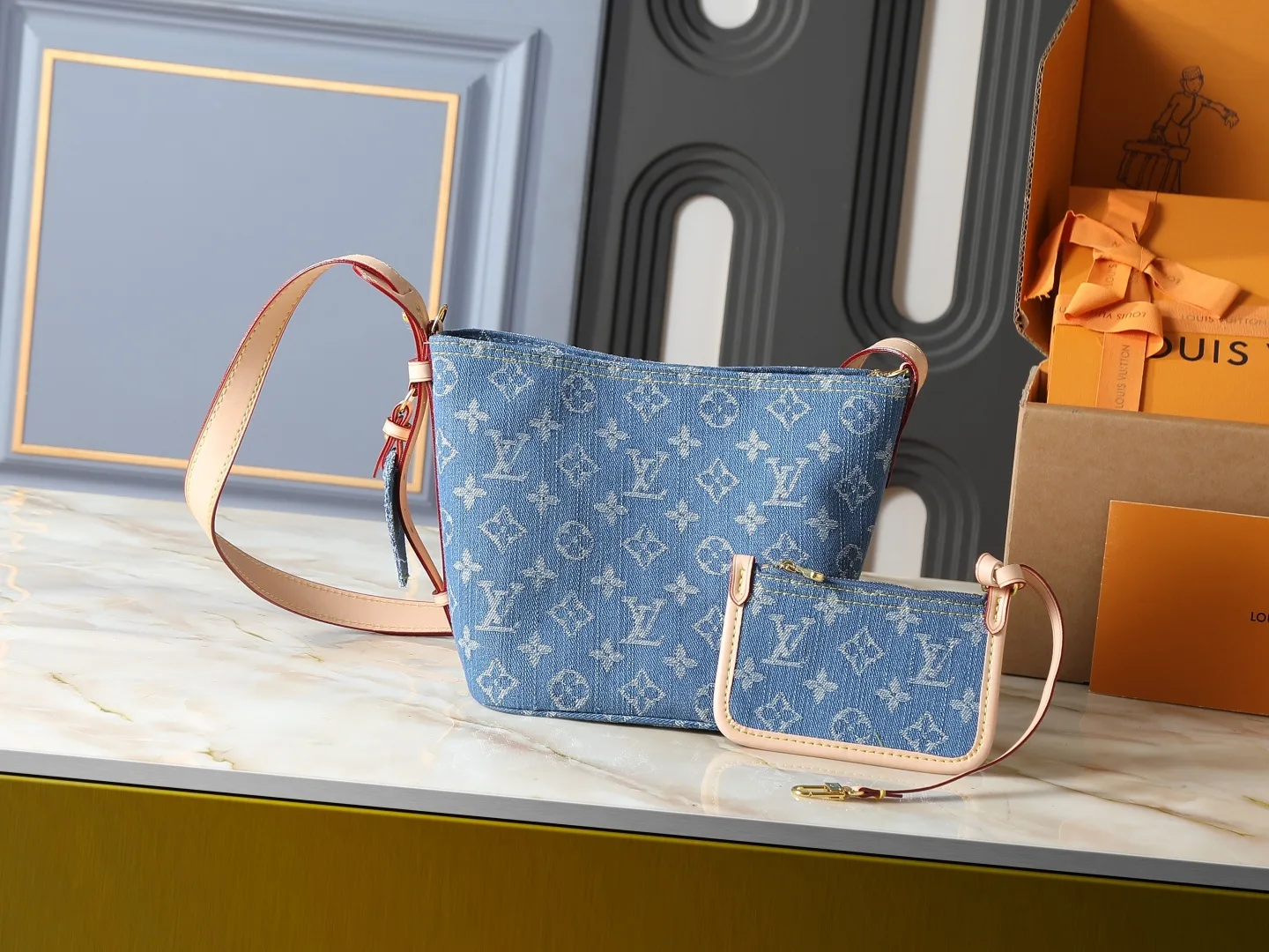 Louis Vuitton Bucket Bag AllSeason 131
