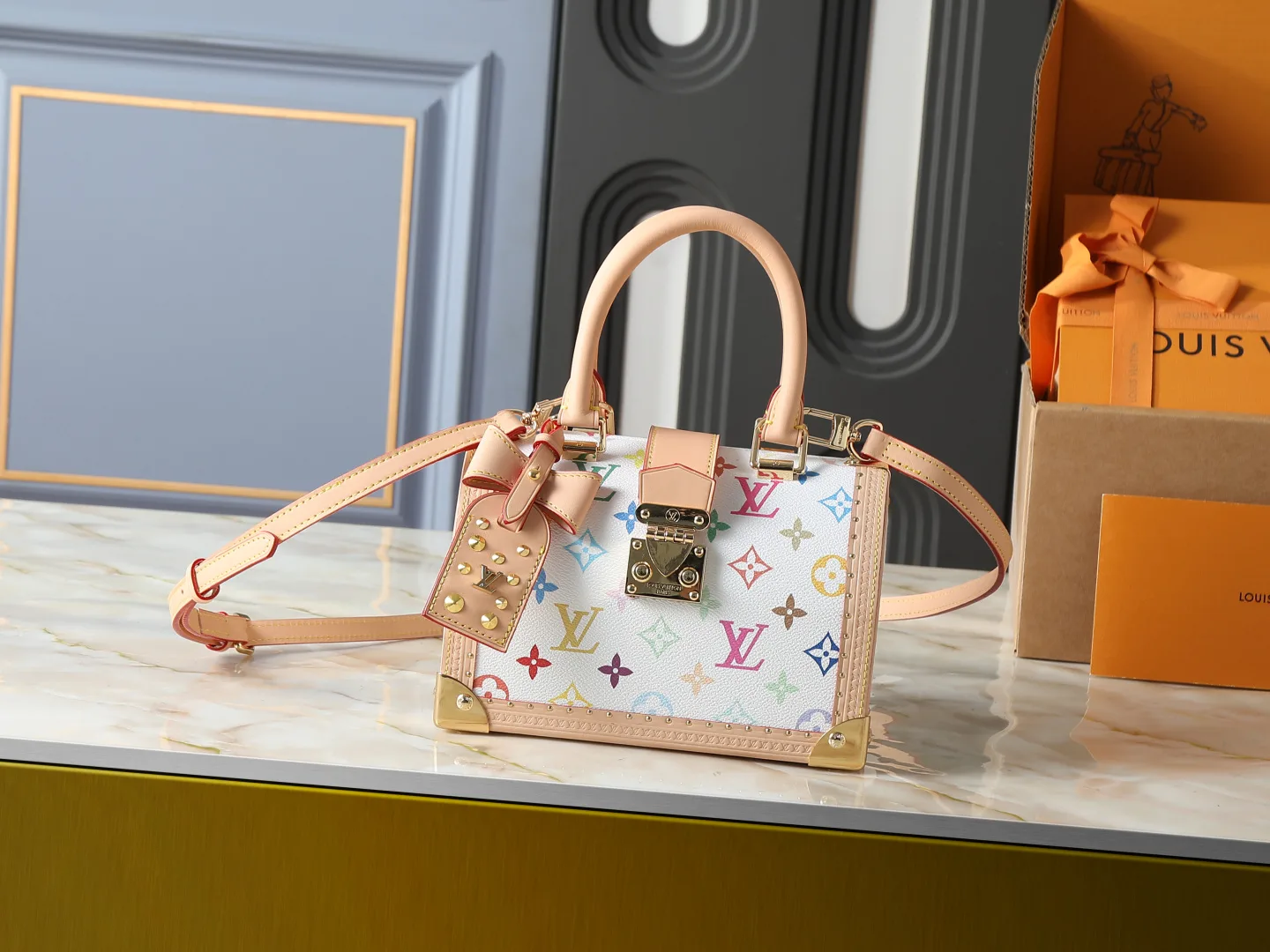 OnTrend Louis Vuitton Canvas Bag 136