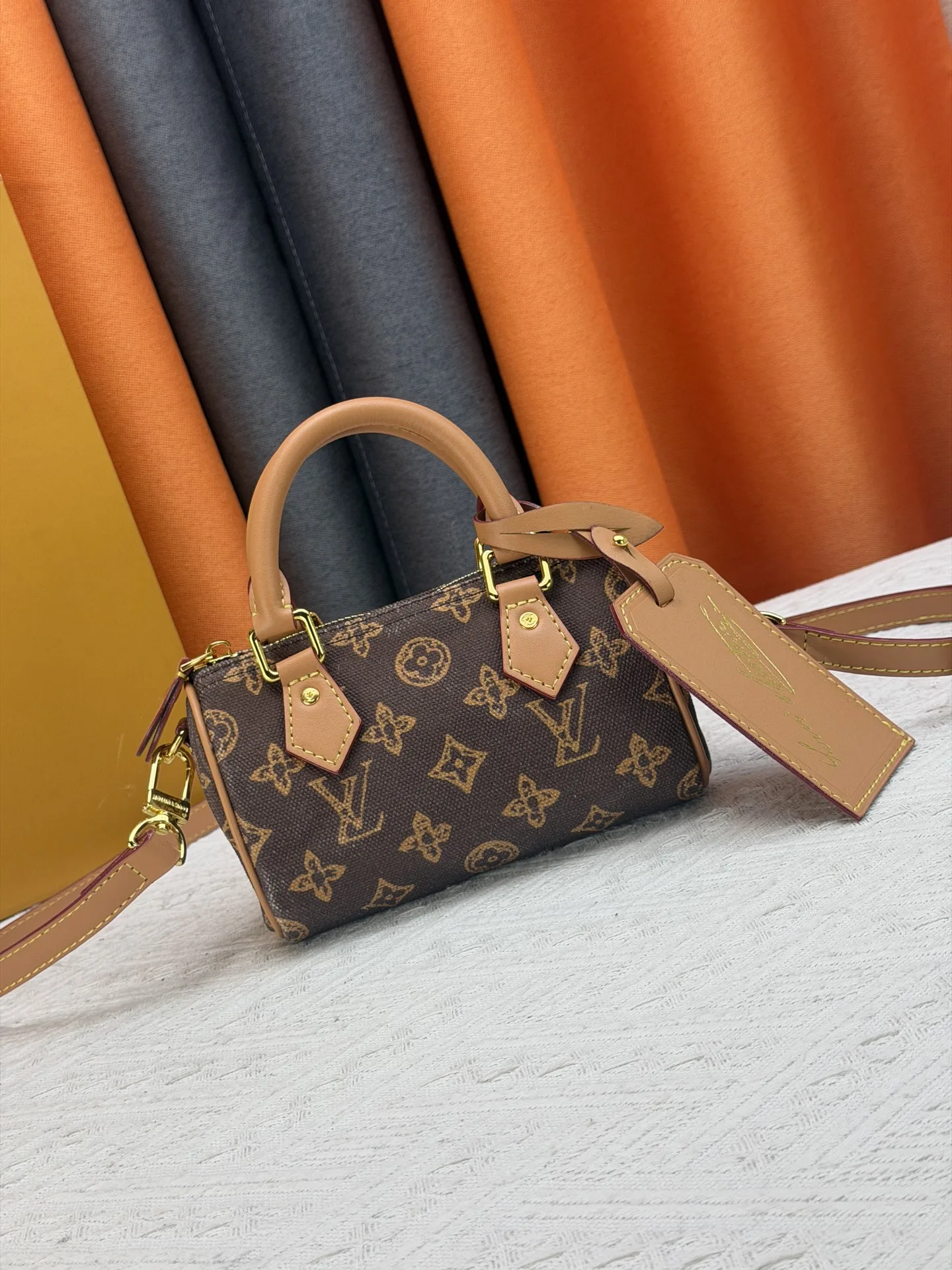 Louis Vuitton Card Pack Stylish 139