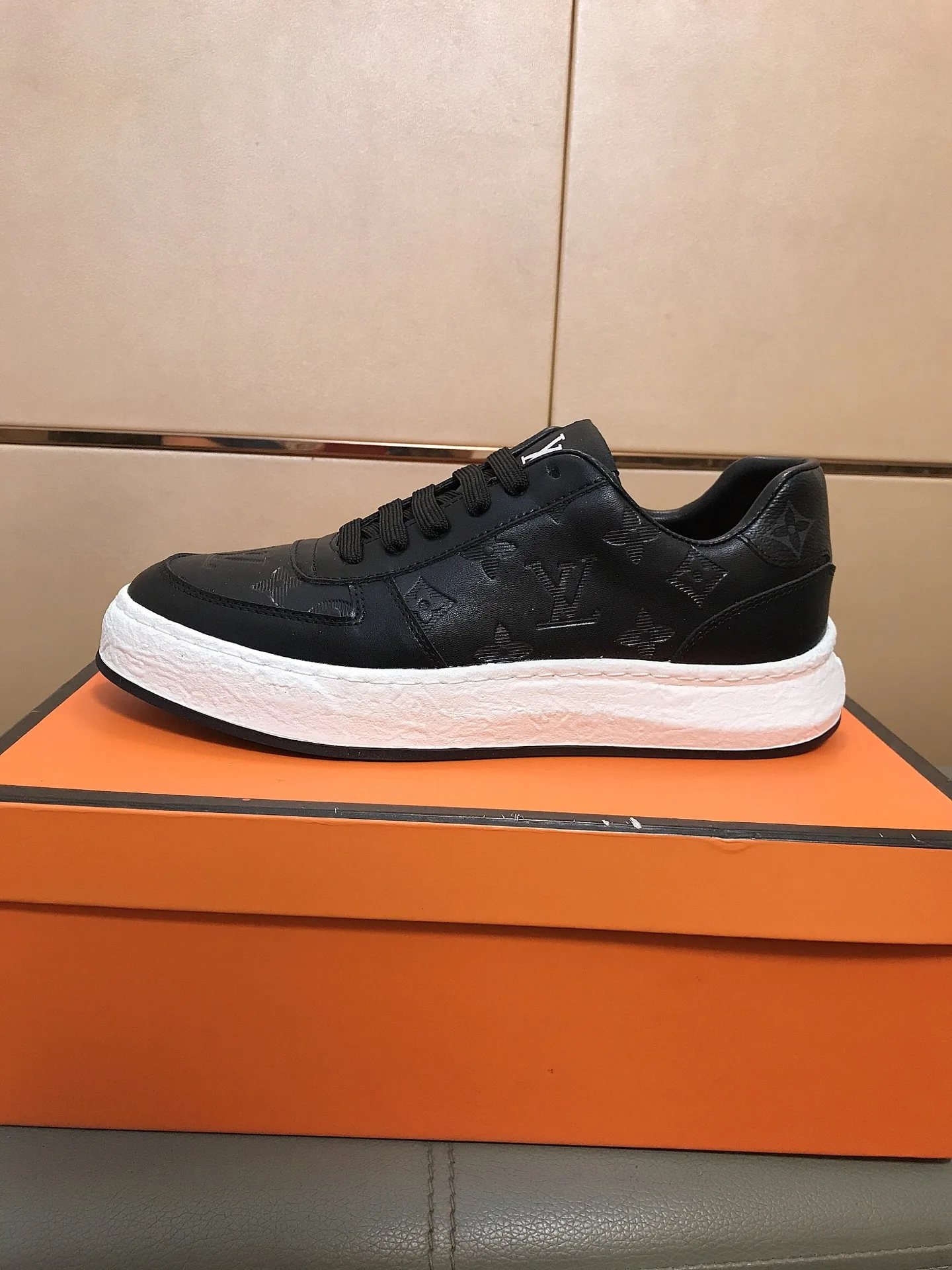 ComfortFit Louis Vuitton  Shoes 147