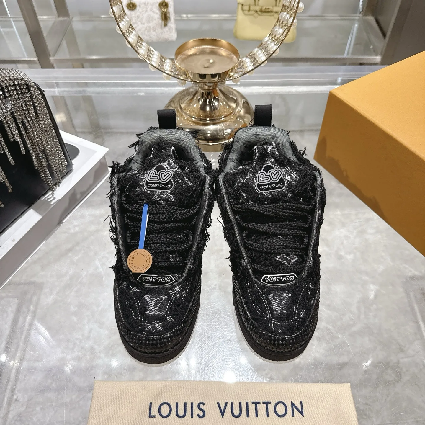 Louis Vuitton  Shoes Snug 168
