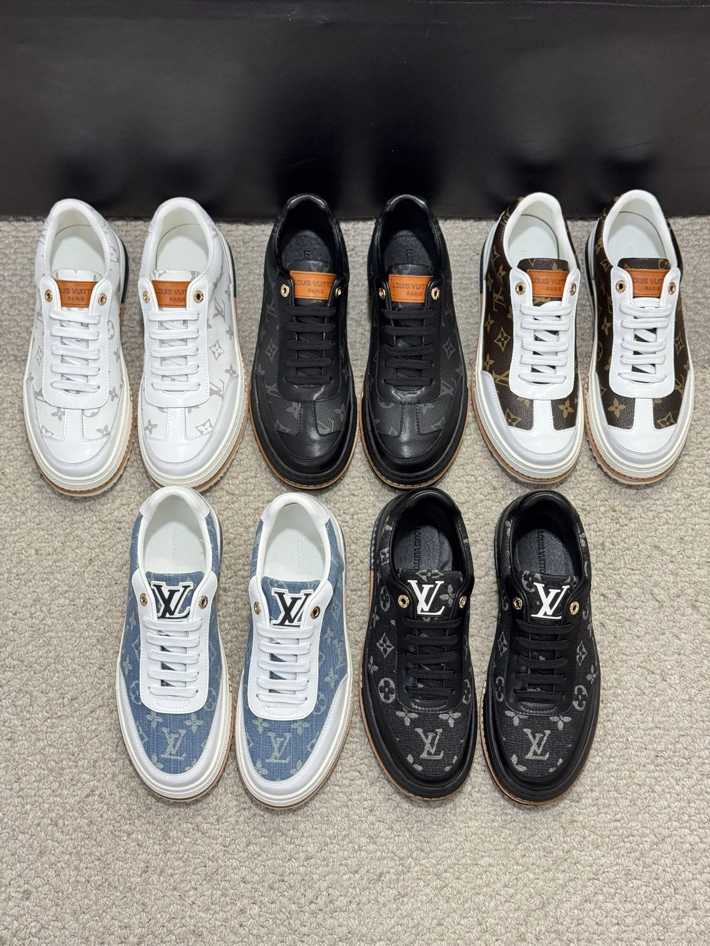 Louis Vuitton  Shoes Minimalist 144