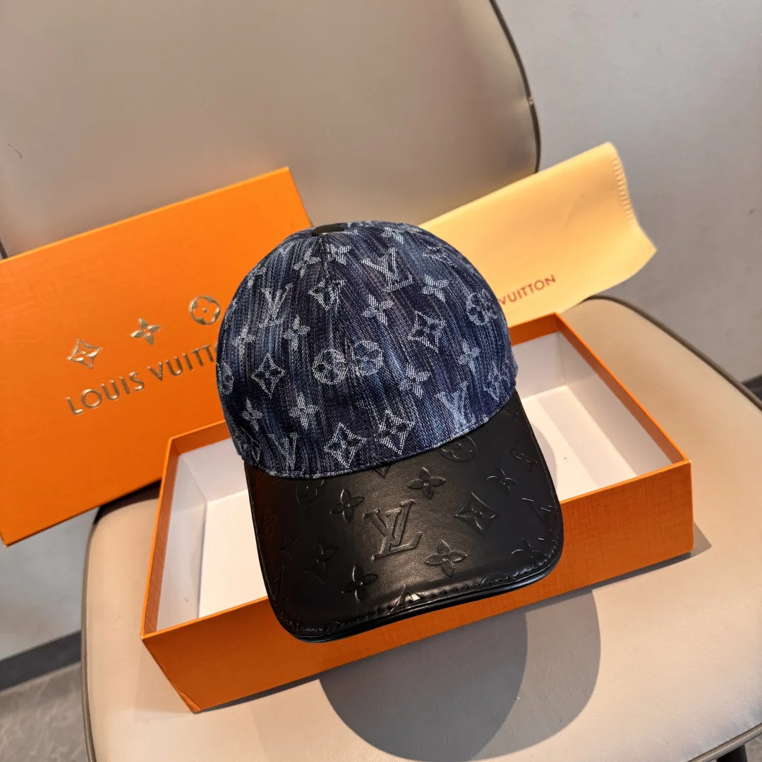 Comfortable Louis Vuitton Cloth Bag 187