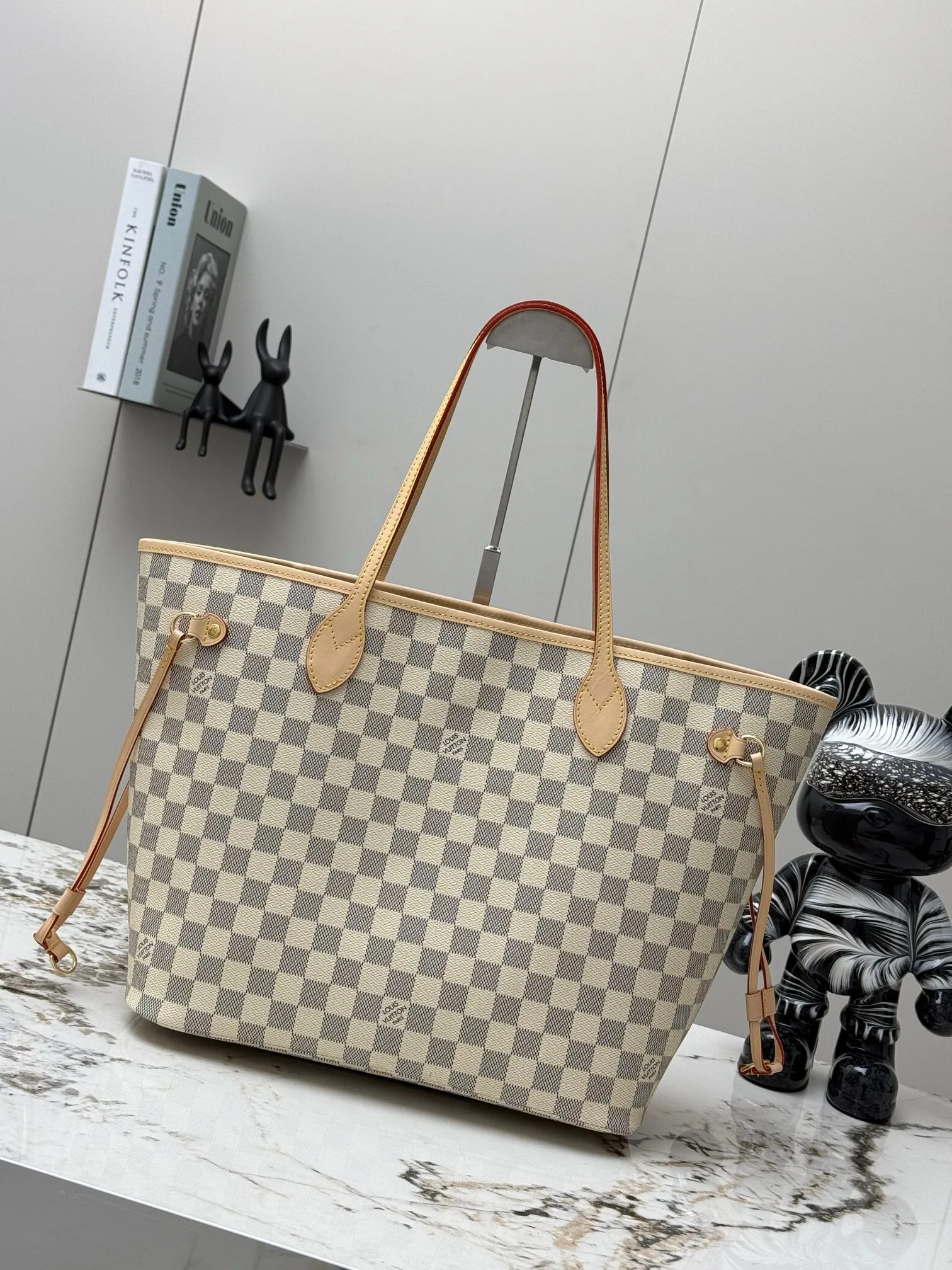 TravelReady Louis Vuitton Clutch 204