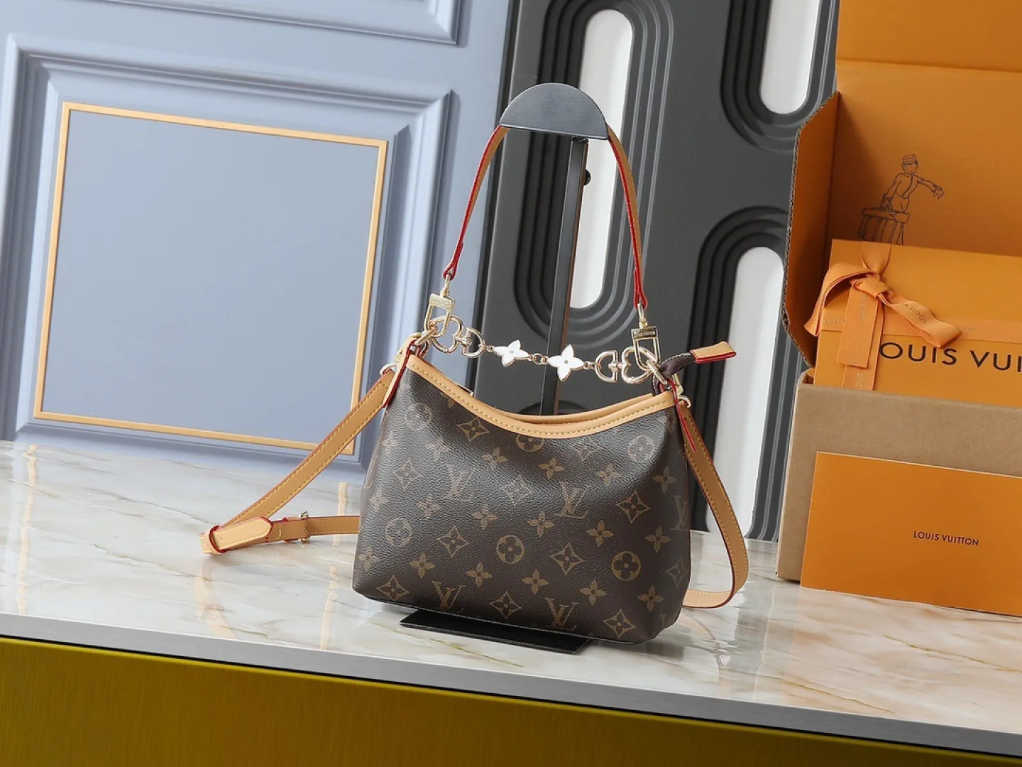 AllSeason Louis Vuitton Crossbody Bag 222