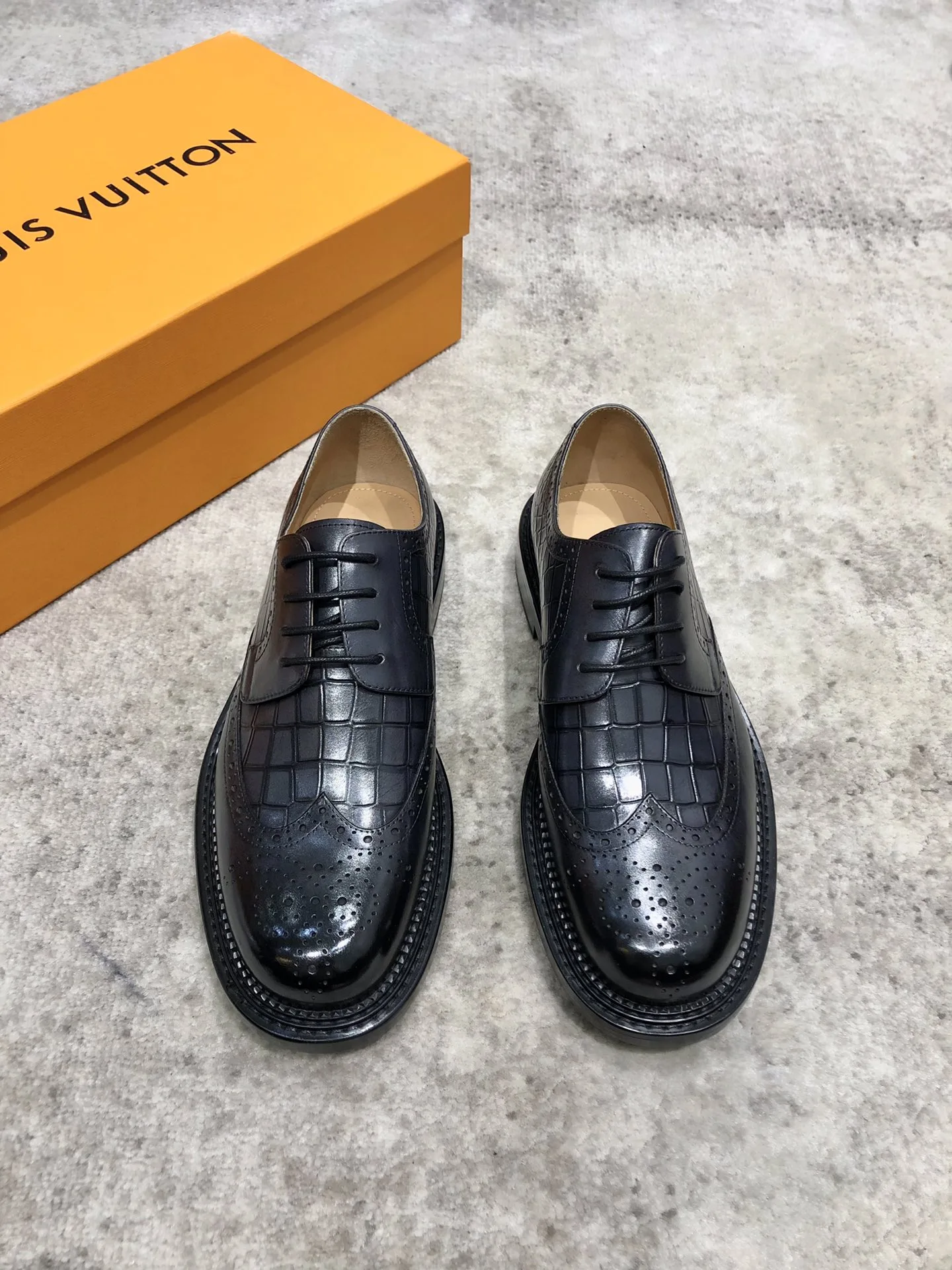 StreetReady Louis Vuitton Formal Wear 1259