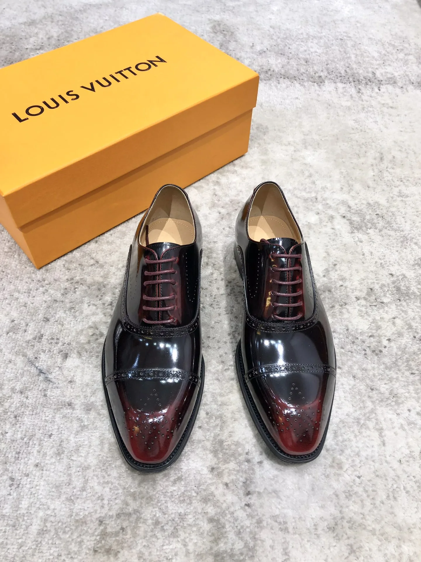 Louis Vuitton Formal Wear Stylish 269
