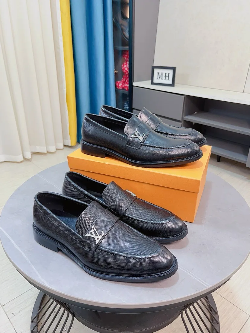 Louis Vuitton Formal Wear Vibrant 1270