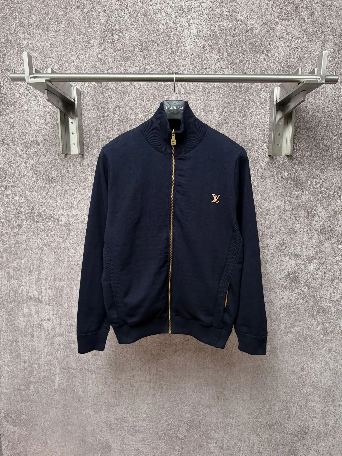 Louis Vuitton Hoodie Lightweight 299