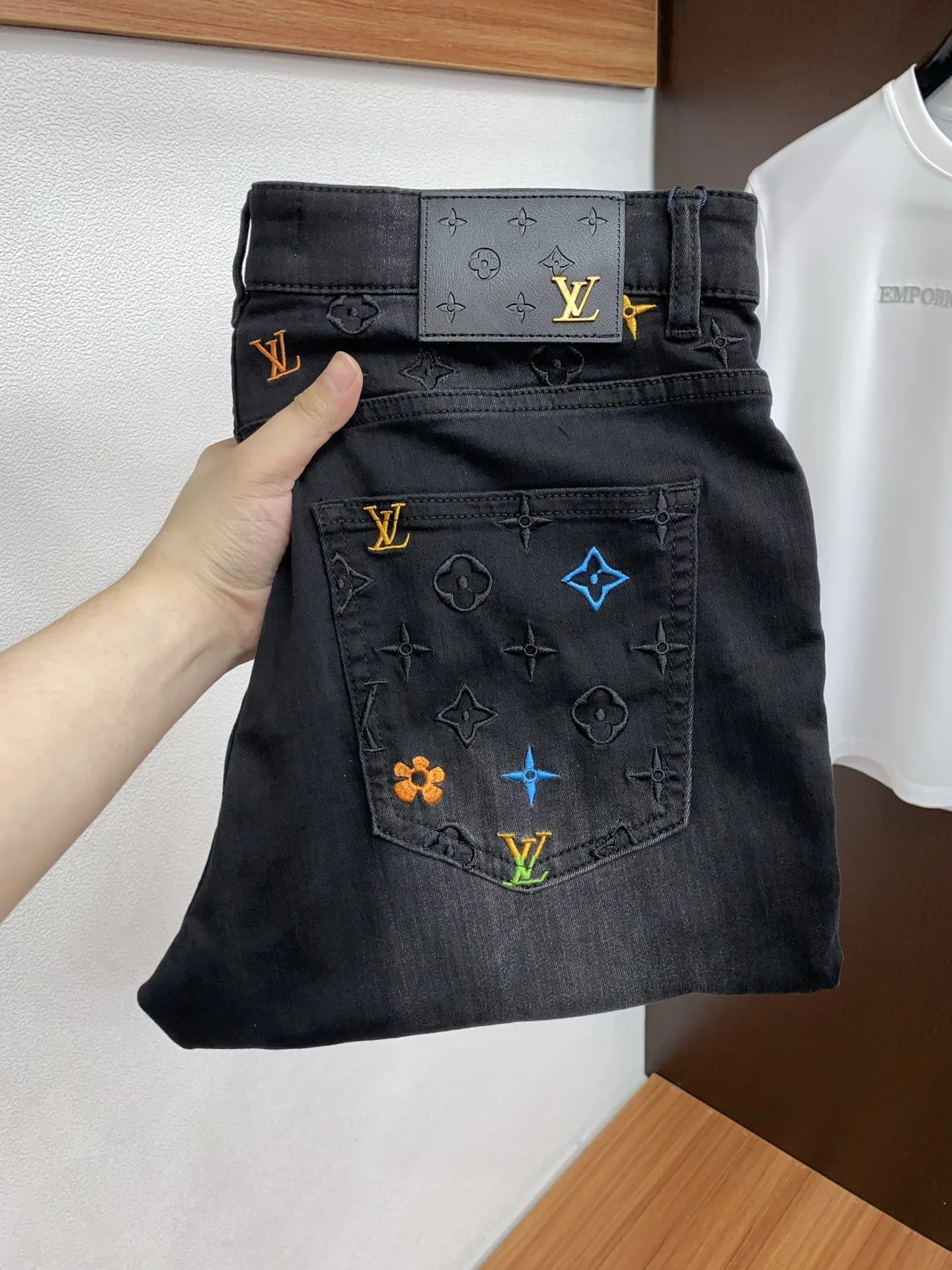 ZipUp Louis Vuitton Jeans 1296